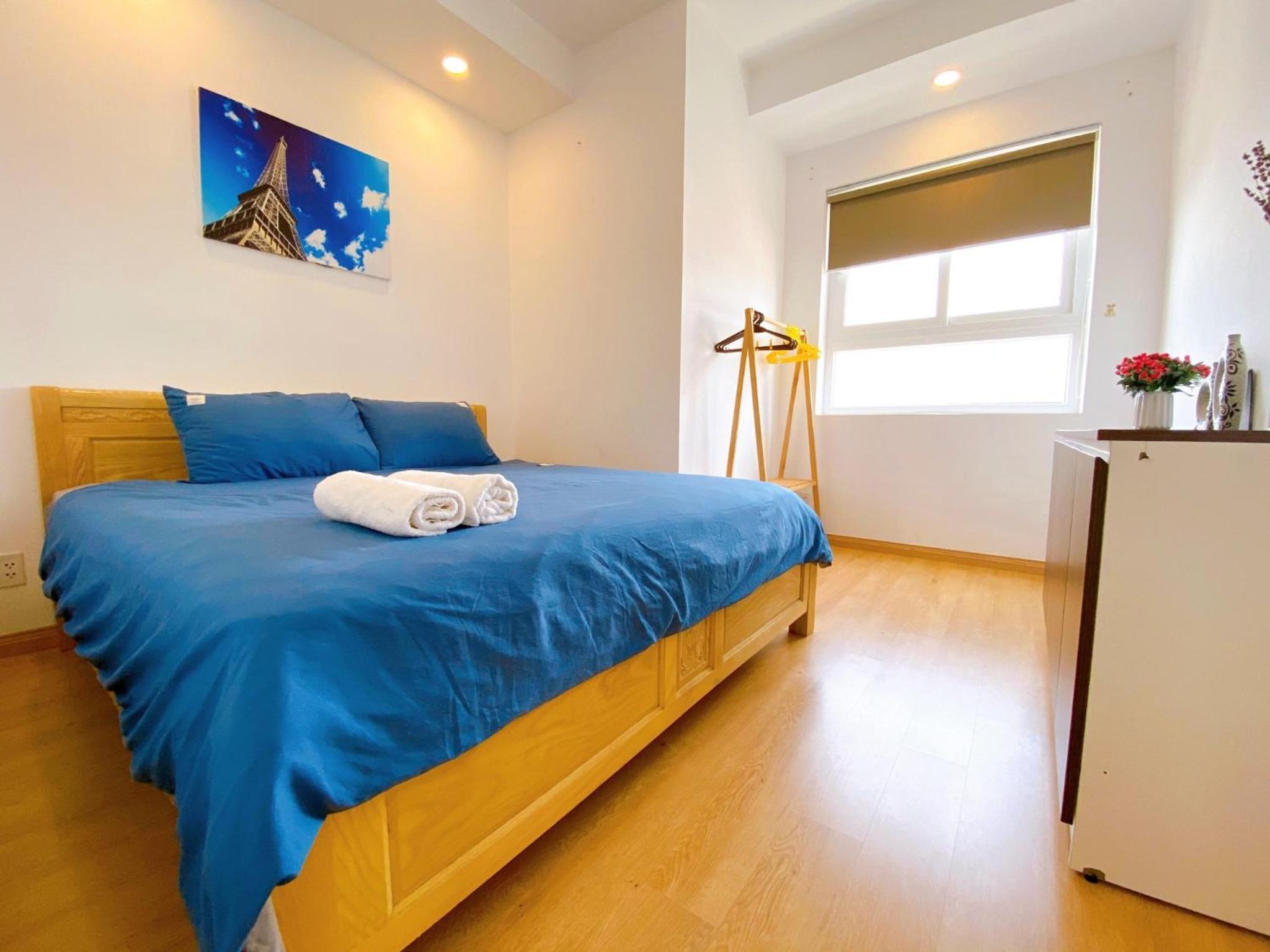 One-Bedroom Apartment - Photo 25