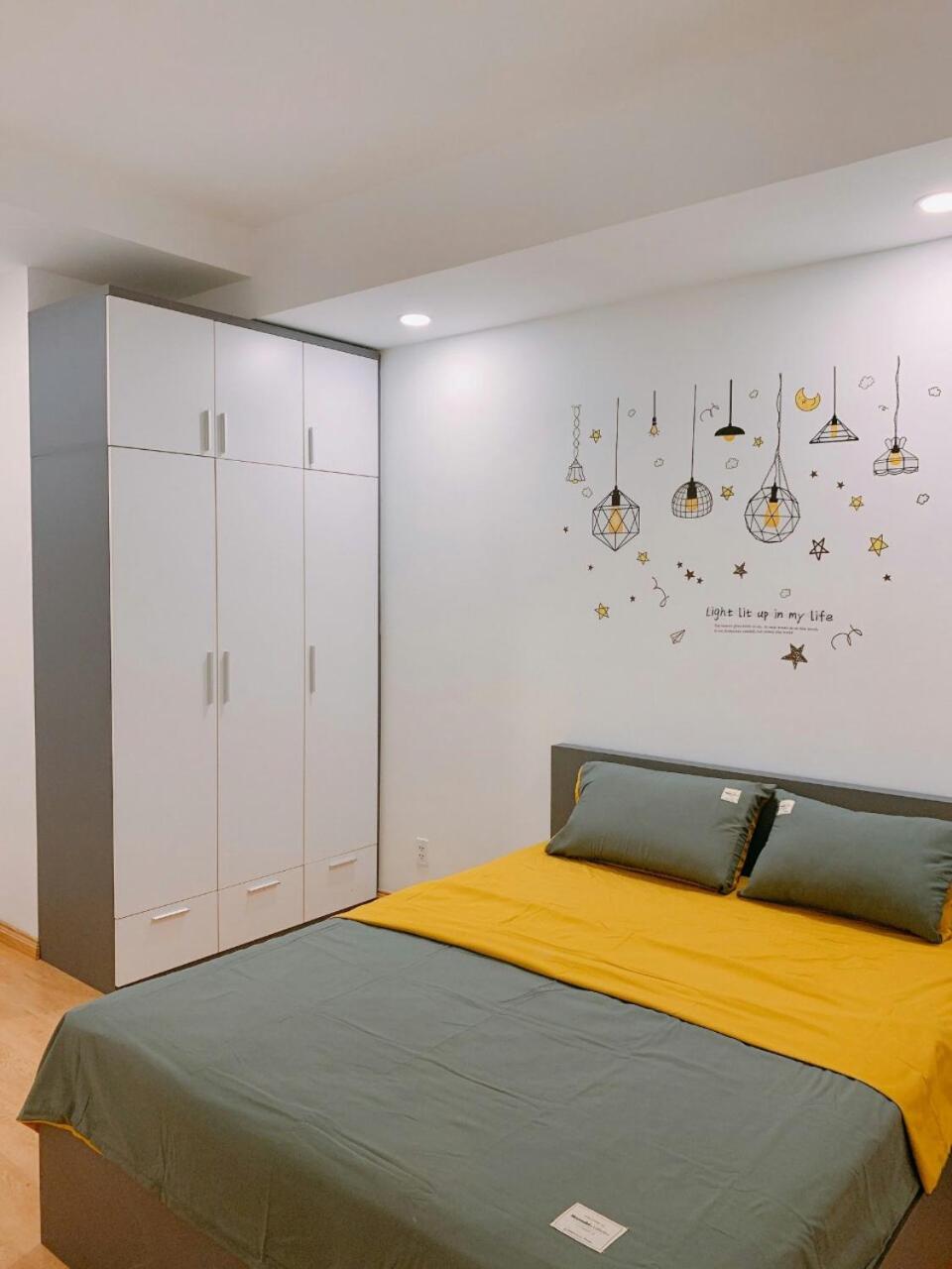 One-Bedroom Apartment - Photo 43