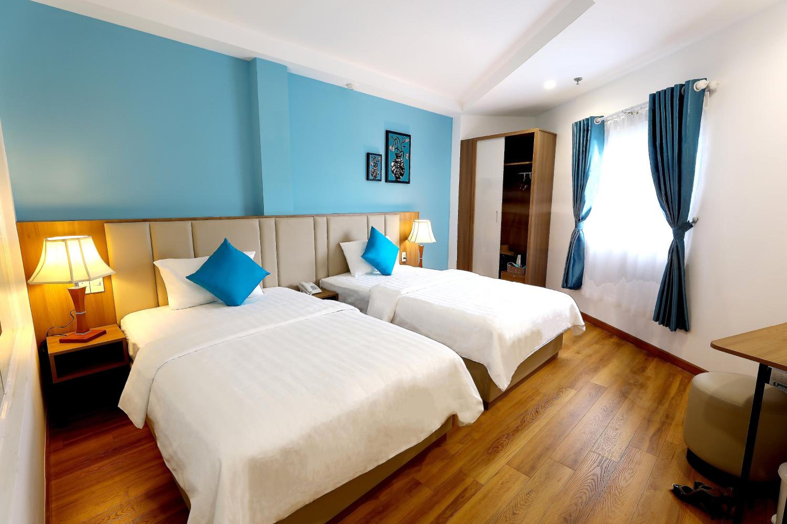 Superior Twin Room With City View - Free 01 Laundry Set/Night