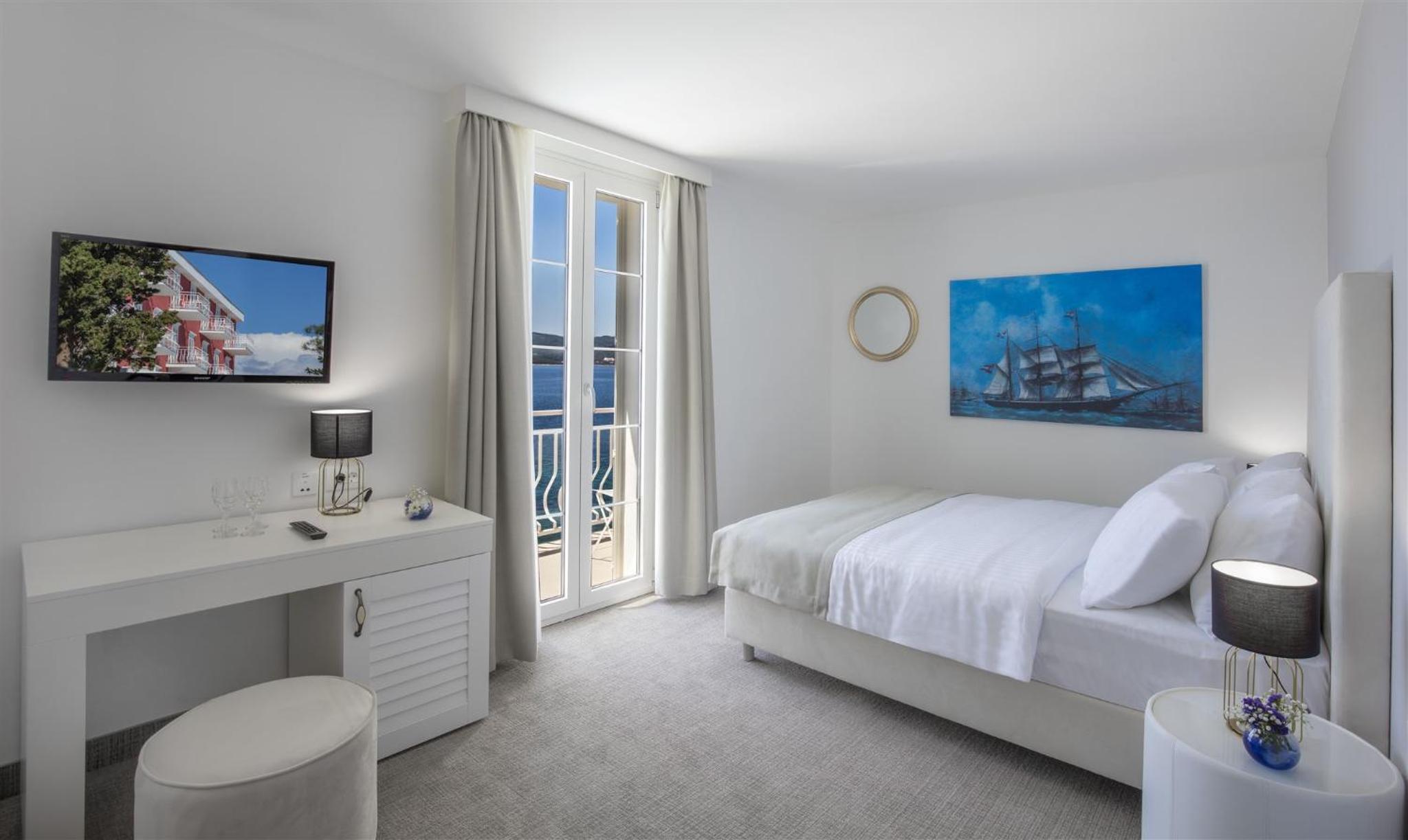 Junior Suite with Sea View photo 3