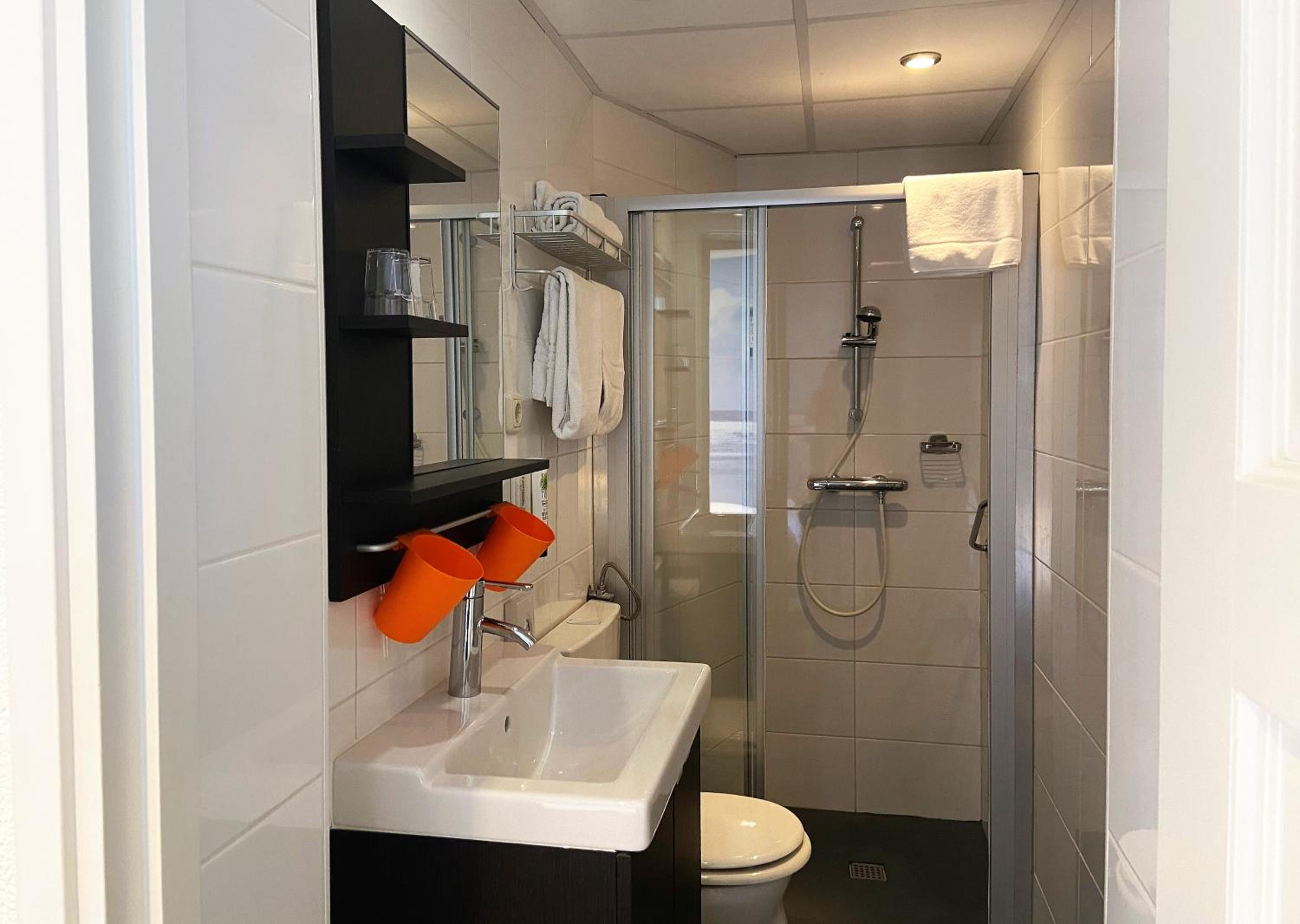 Budget Twin Room photo 1