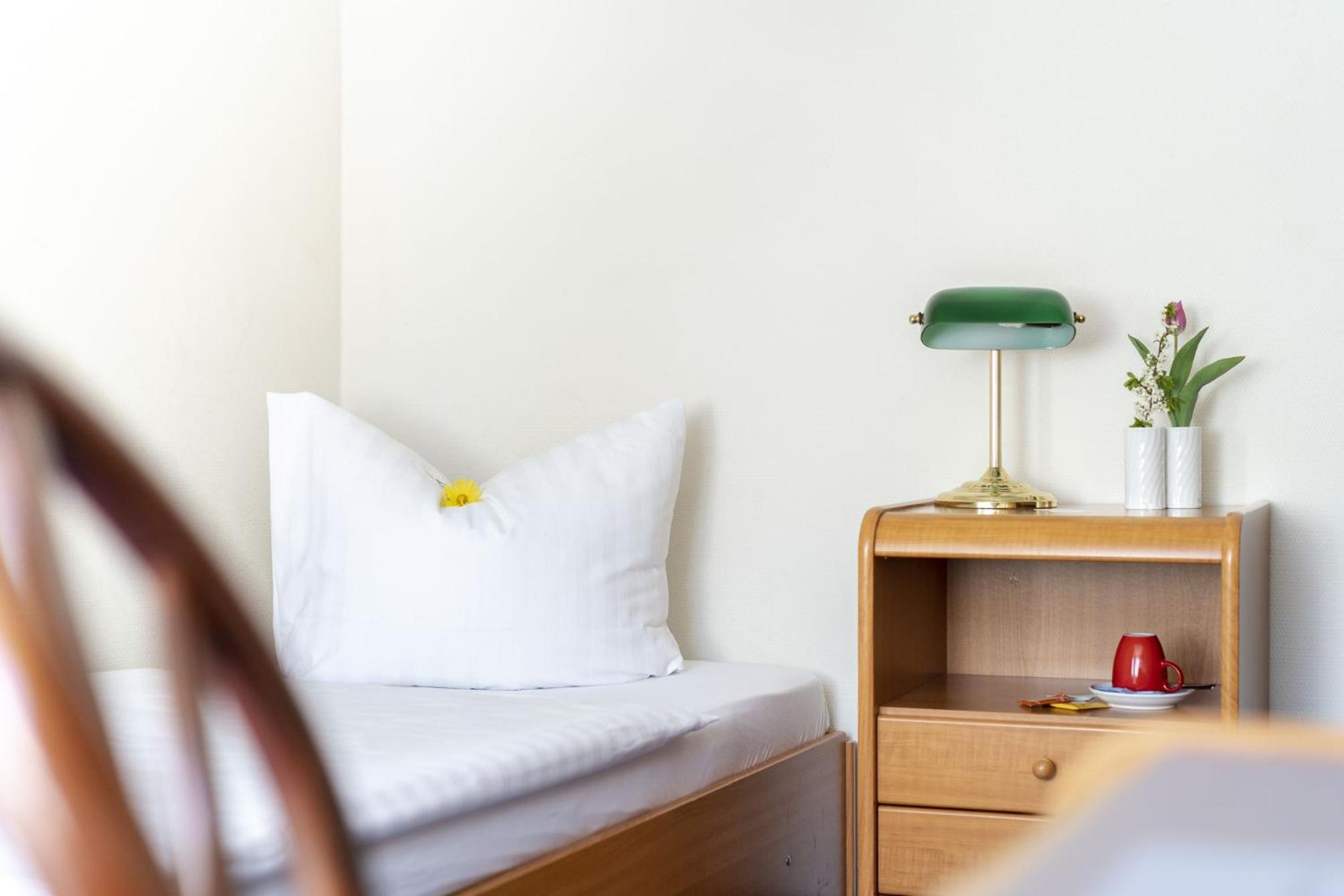 Large Single Room photo 3