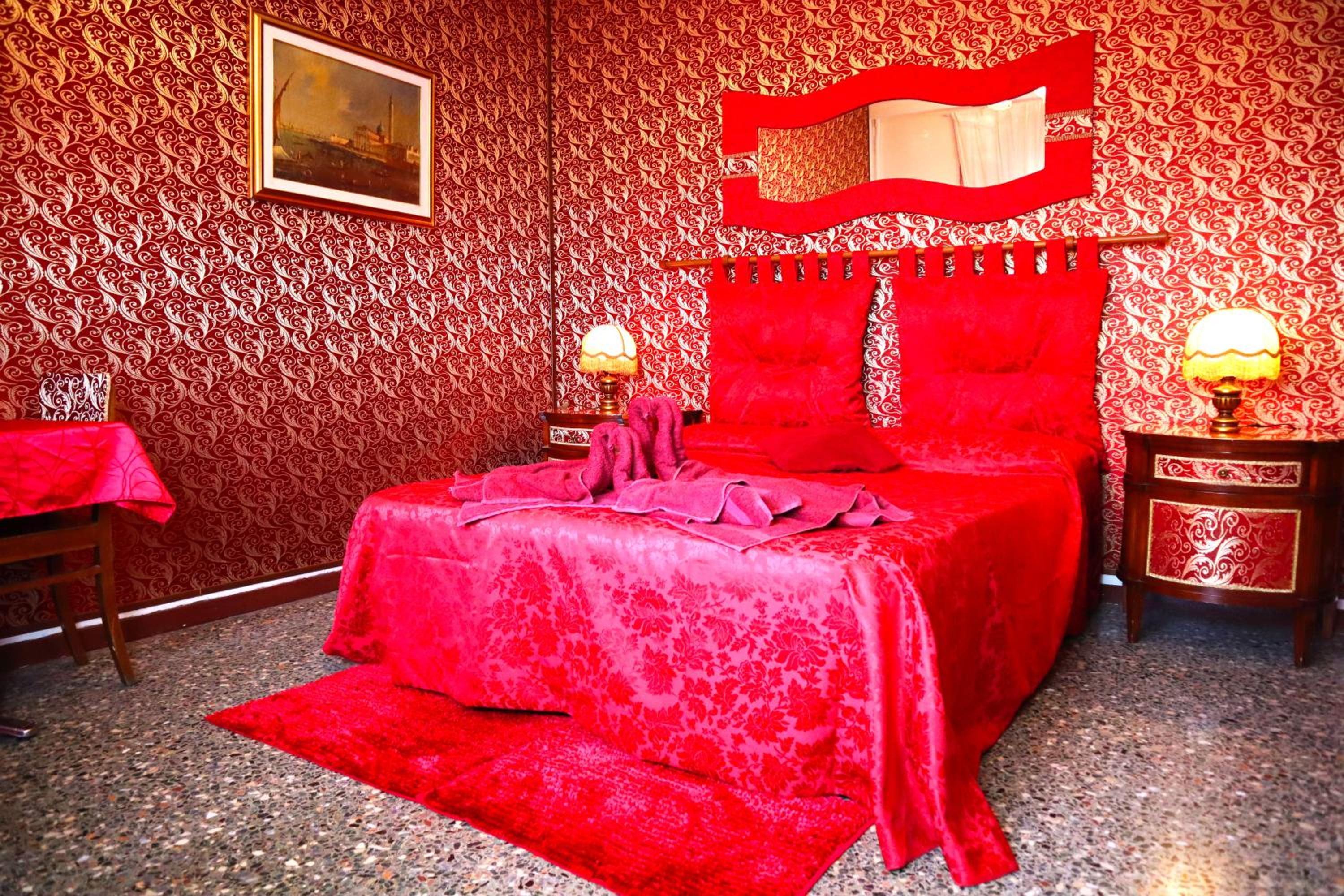 Triple Room with Shared Bathroom photo 3