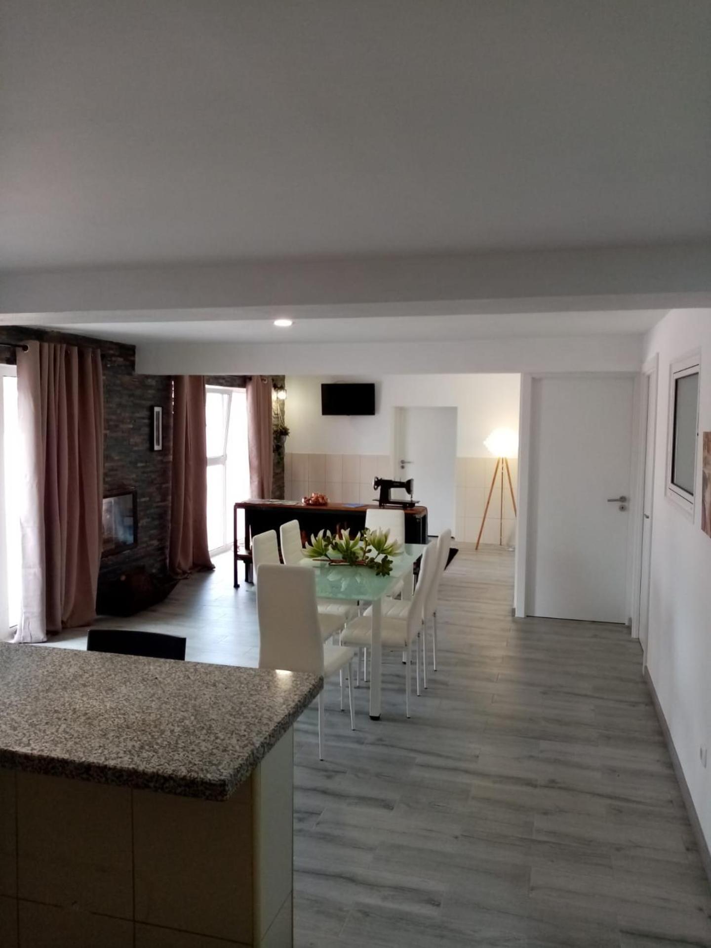 Apartment photo 2