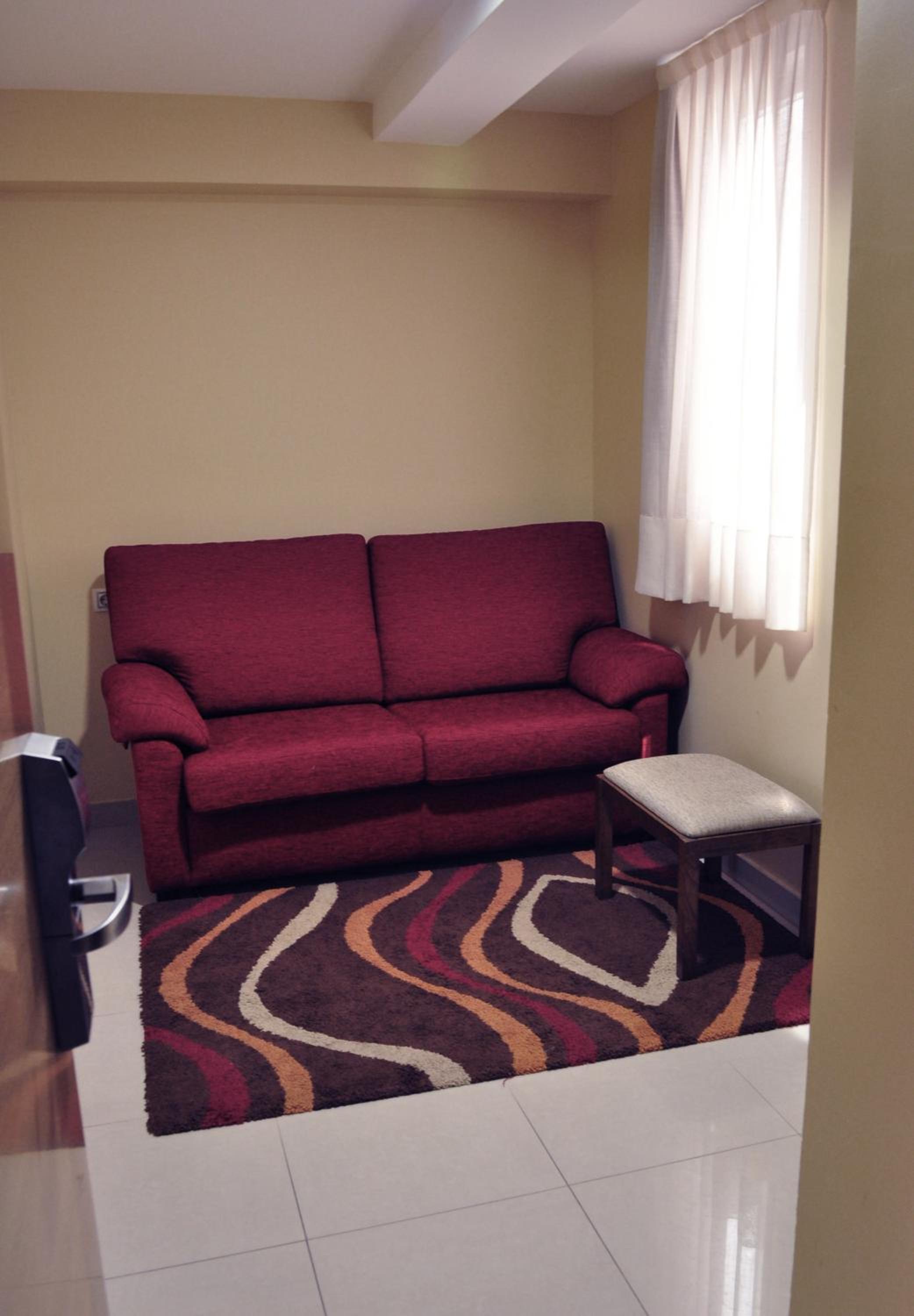 Double Room with Extra Bed with Sea View - Photo 10