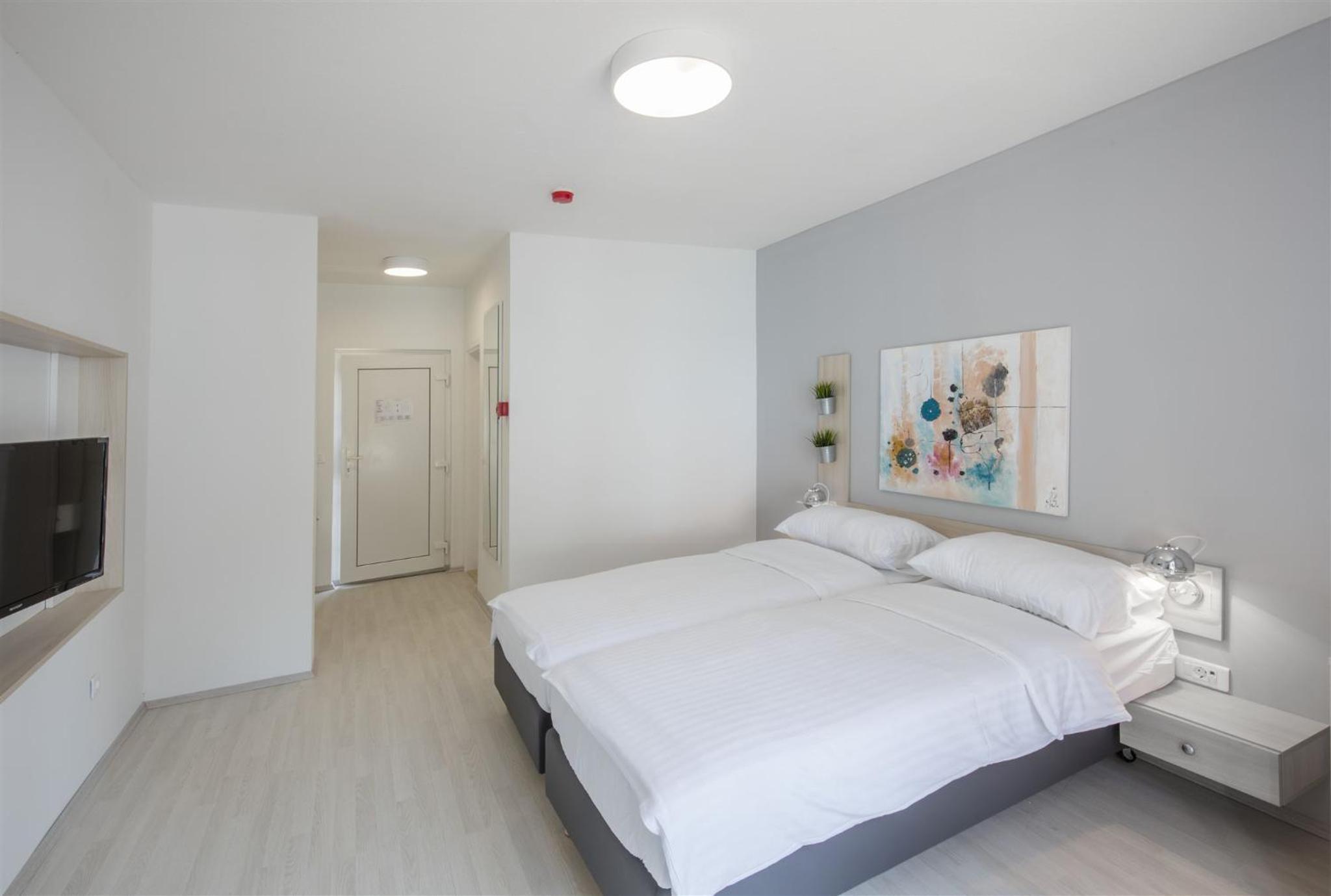 Superior Double Room with Seaside Balcony  - Photo 5