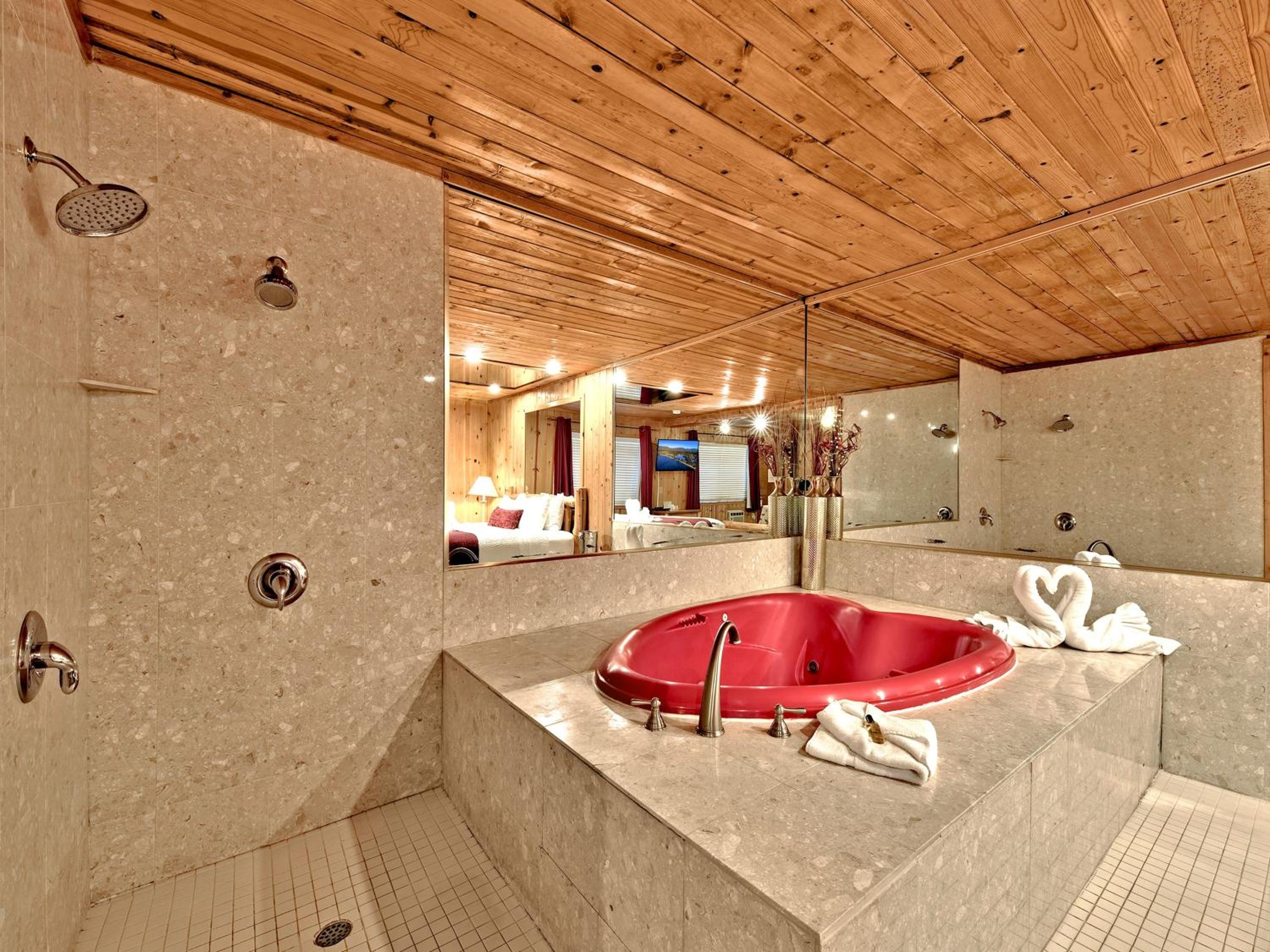 Superior King Room with Spa Bath - Photo 14