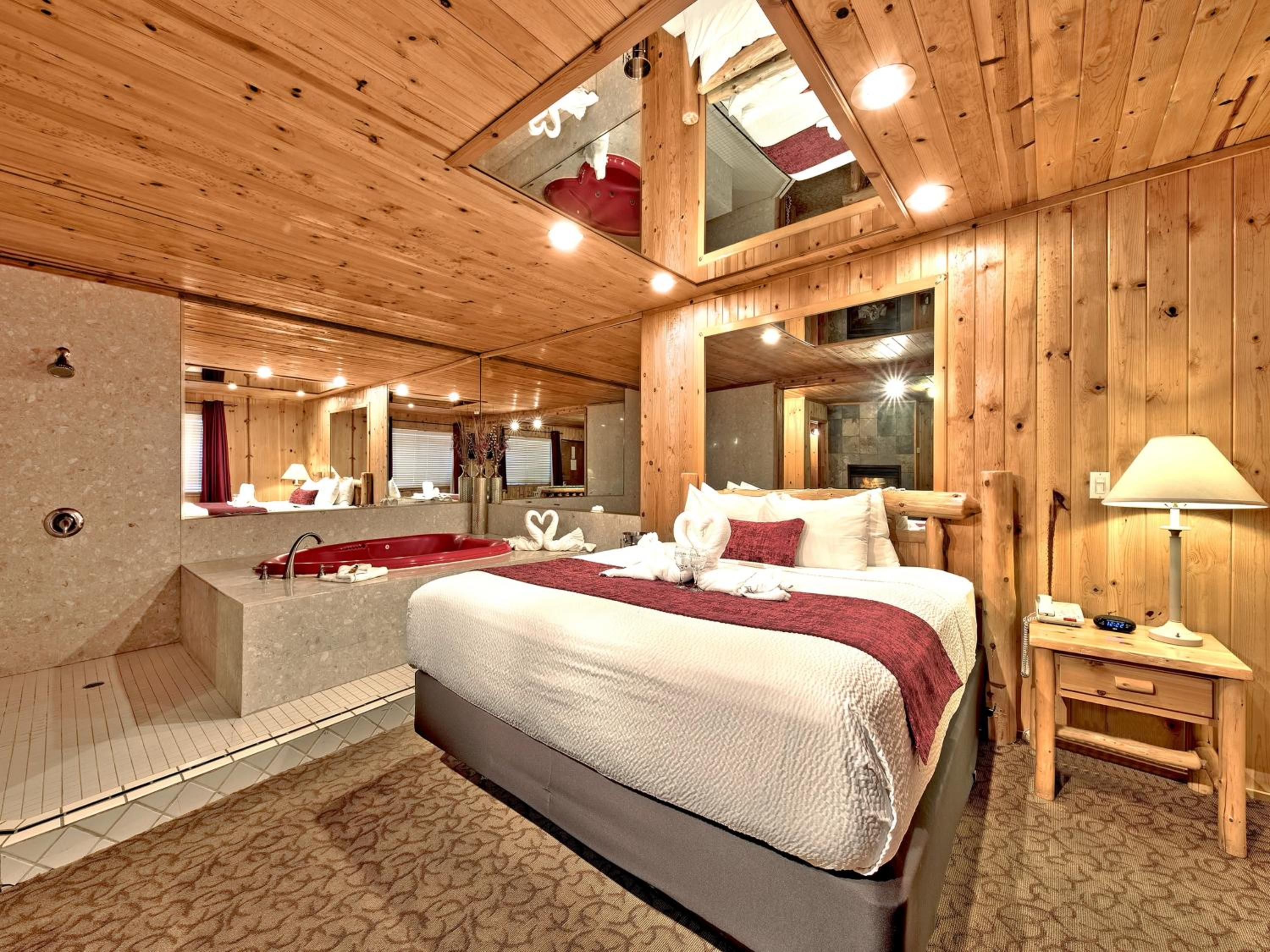 Superior King Room with Spa Bath - Photo 13