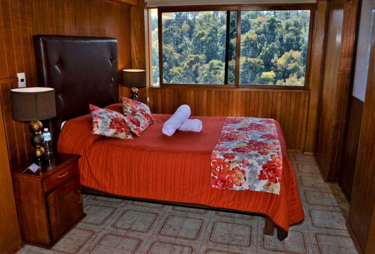 Standard Double Room - Photo 3