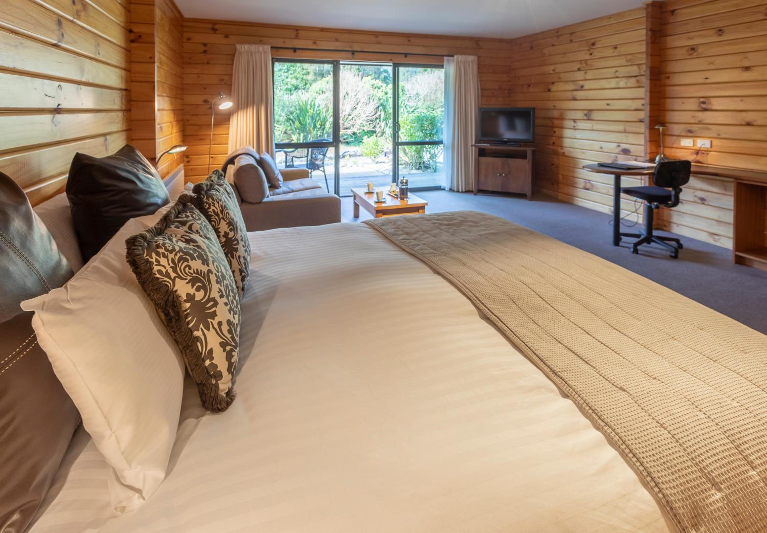 Coach House Suite photo 1