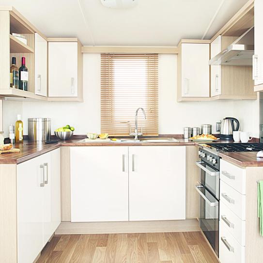 Caravan (Sleeps 5) photo 2