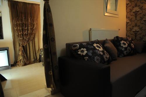 One-Bedroom Family Apartment photo 2