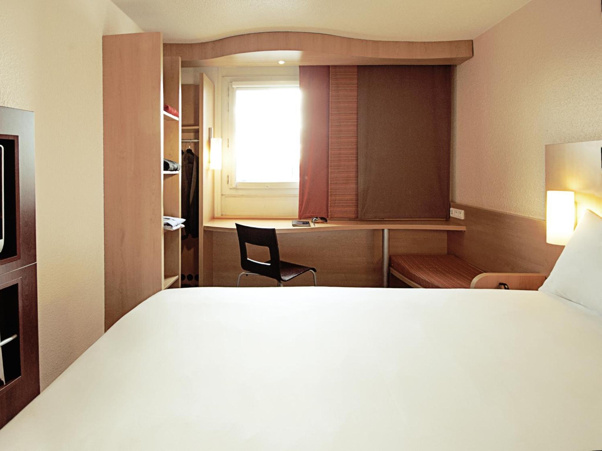 Standard Double Room - Photo 3