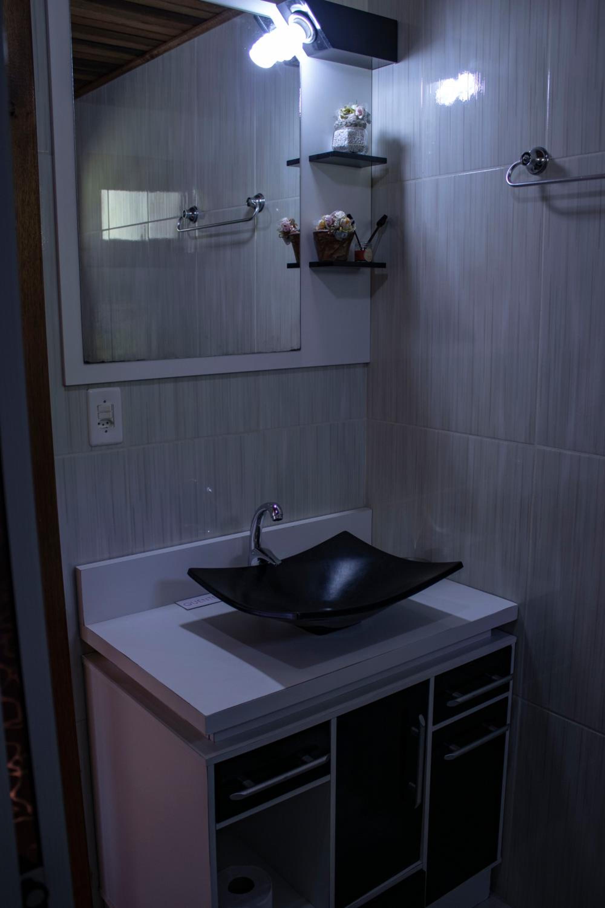 Standard Suite - Photo 5