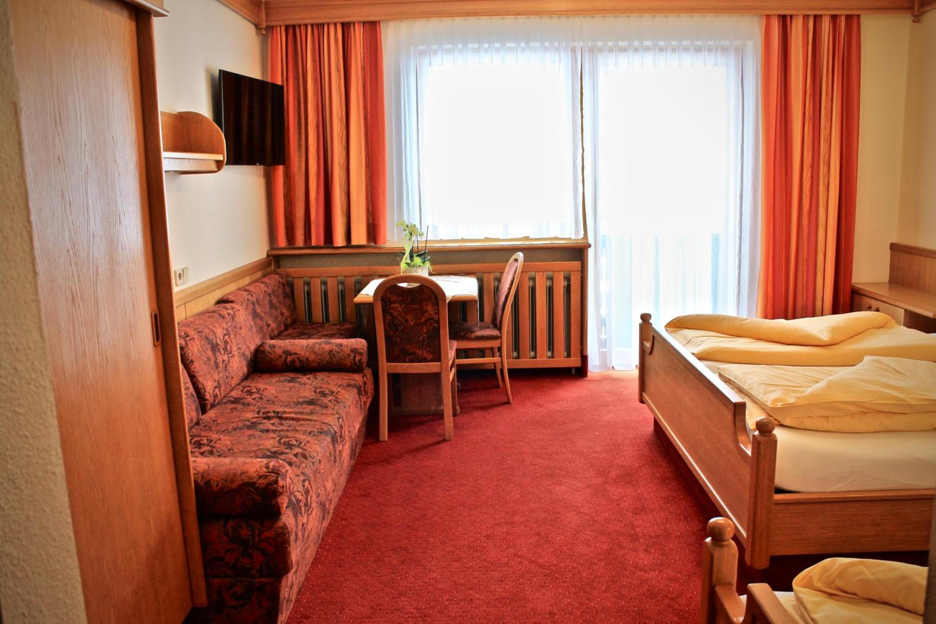 Triple Room with Shower