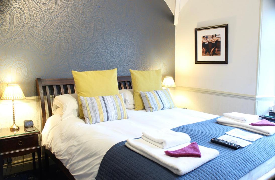 Superior King Room