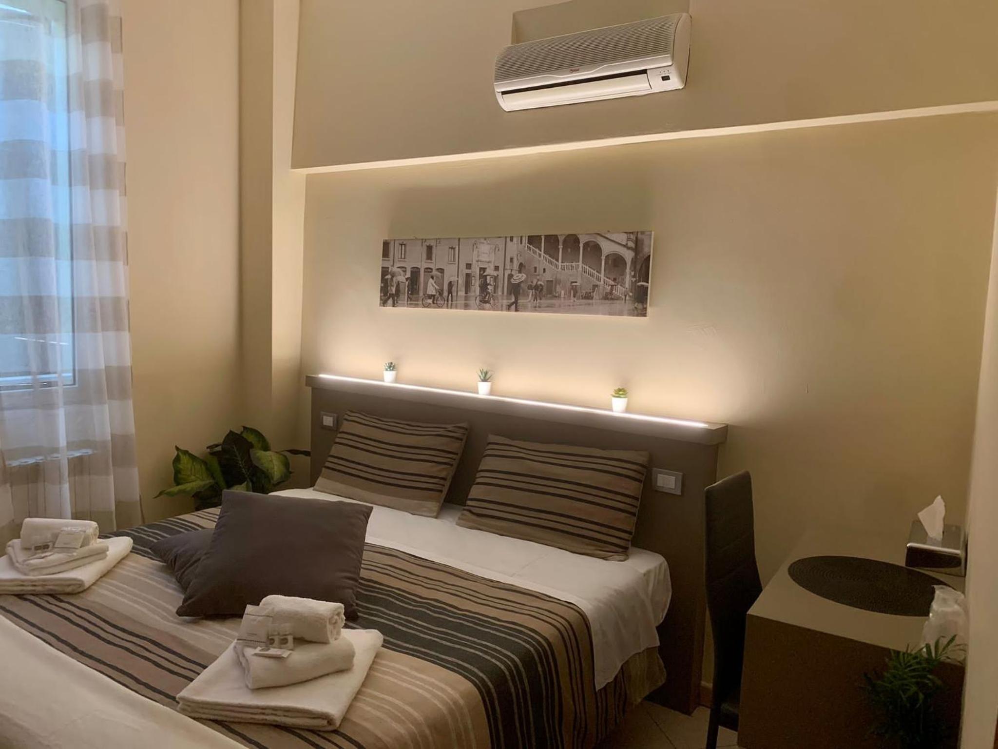 Double Room - Photo 1