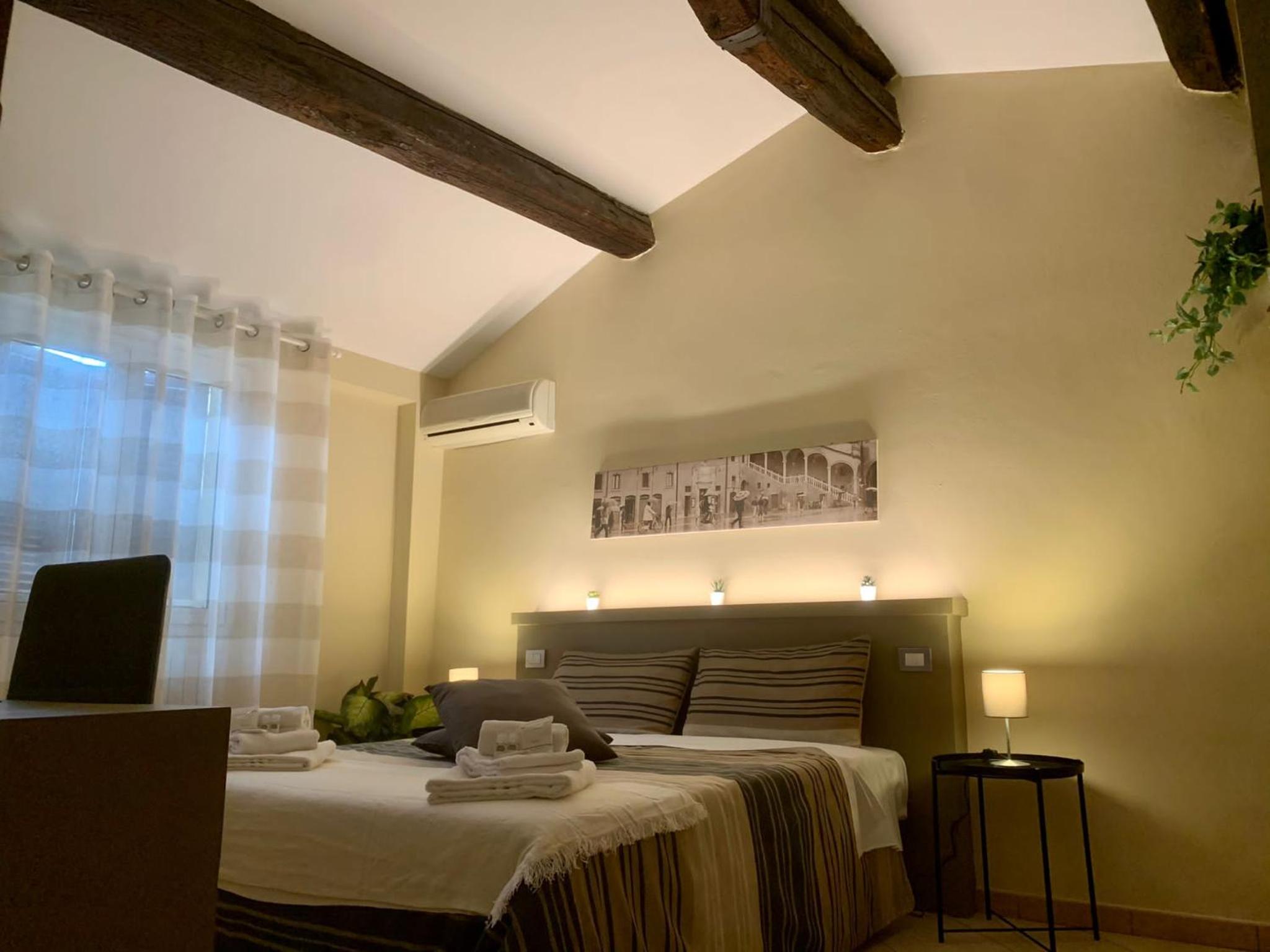 Economy Double Room - Photo 1