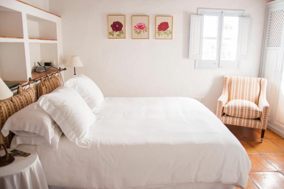 Deluxe Queen Room photo 3