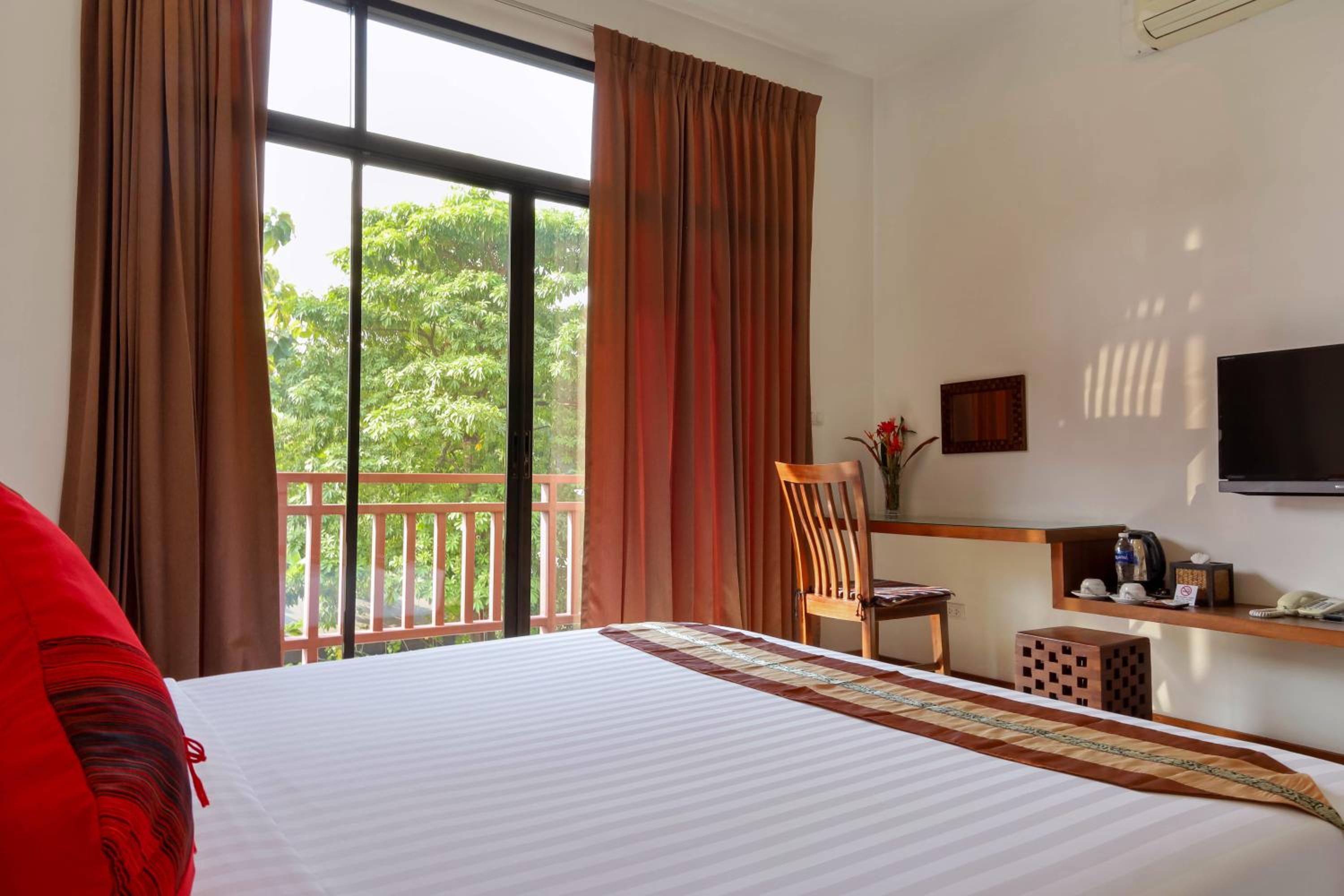 Standard Double Room - Lower Floor photo 3