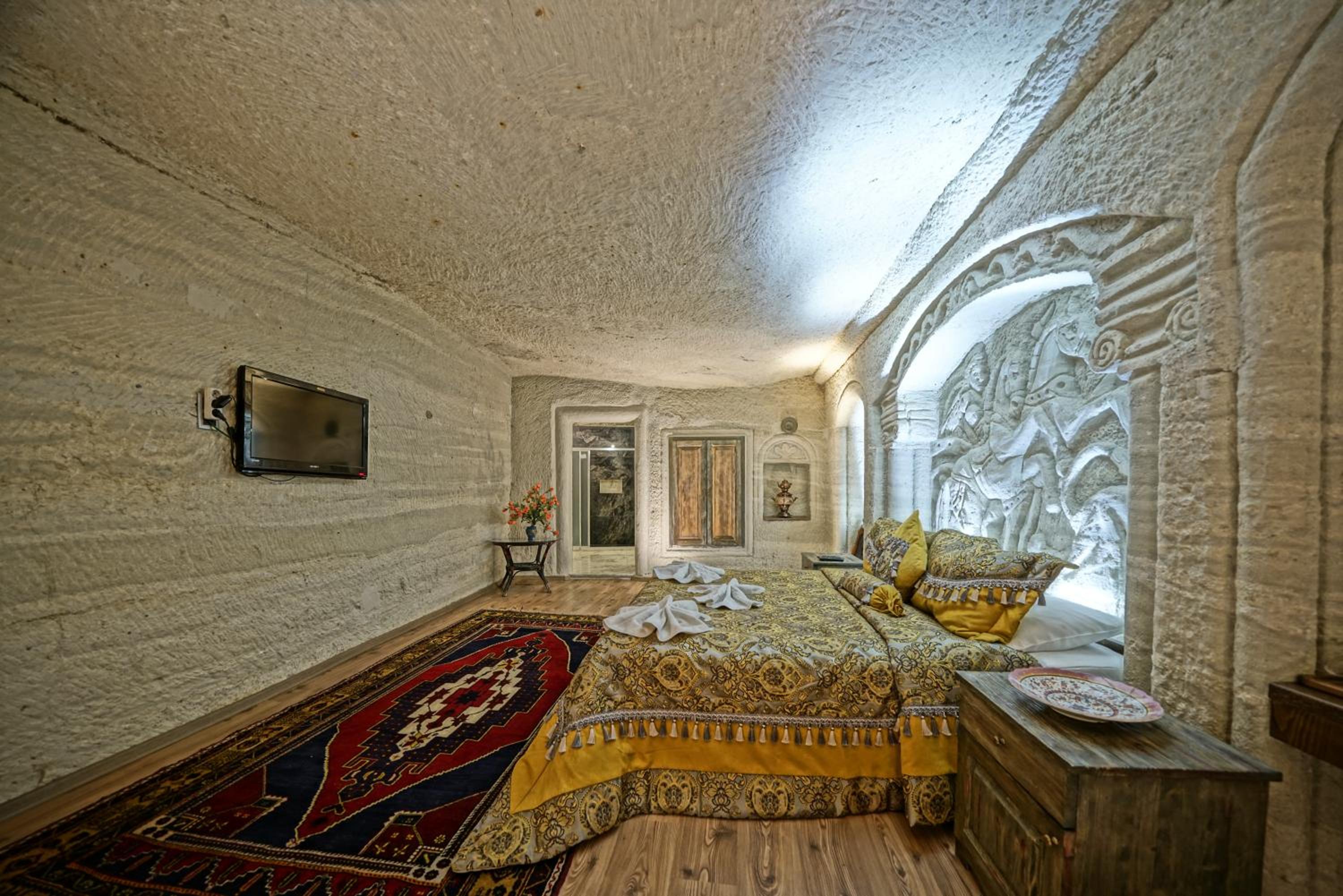 Deluxe Cave Room - Photo 74