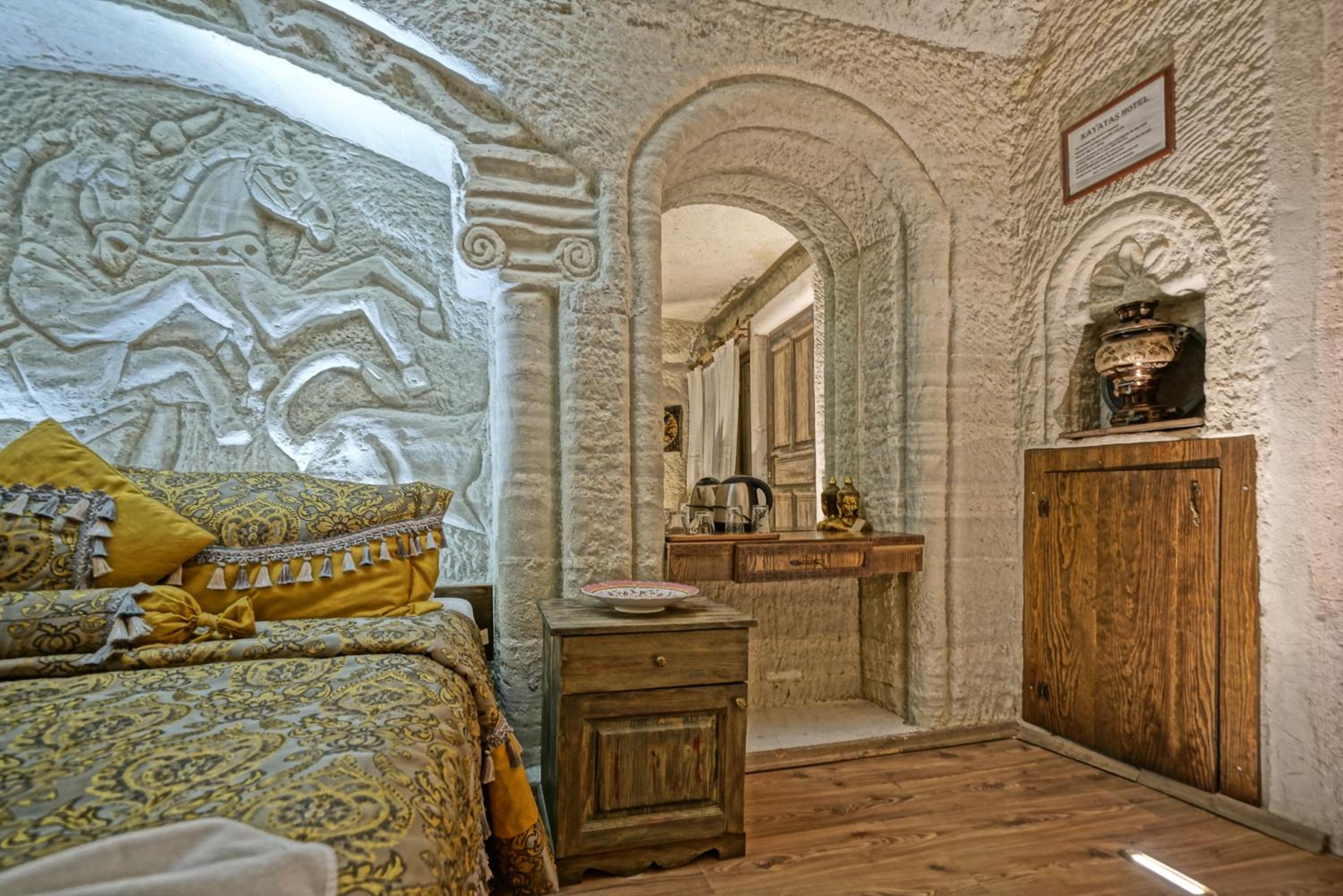 Deluxe Cave Room - Photo 71