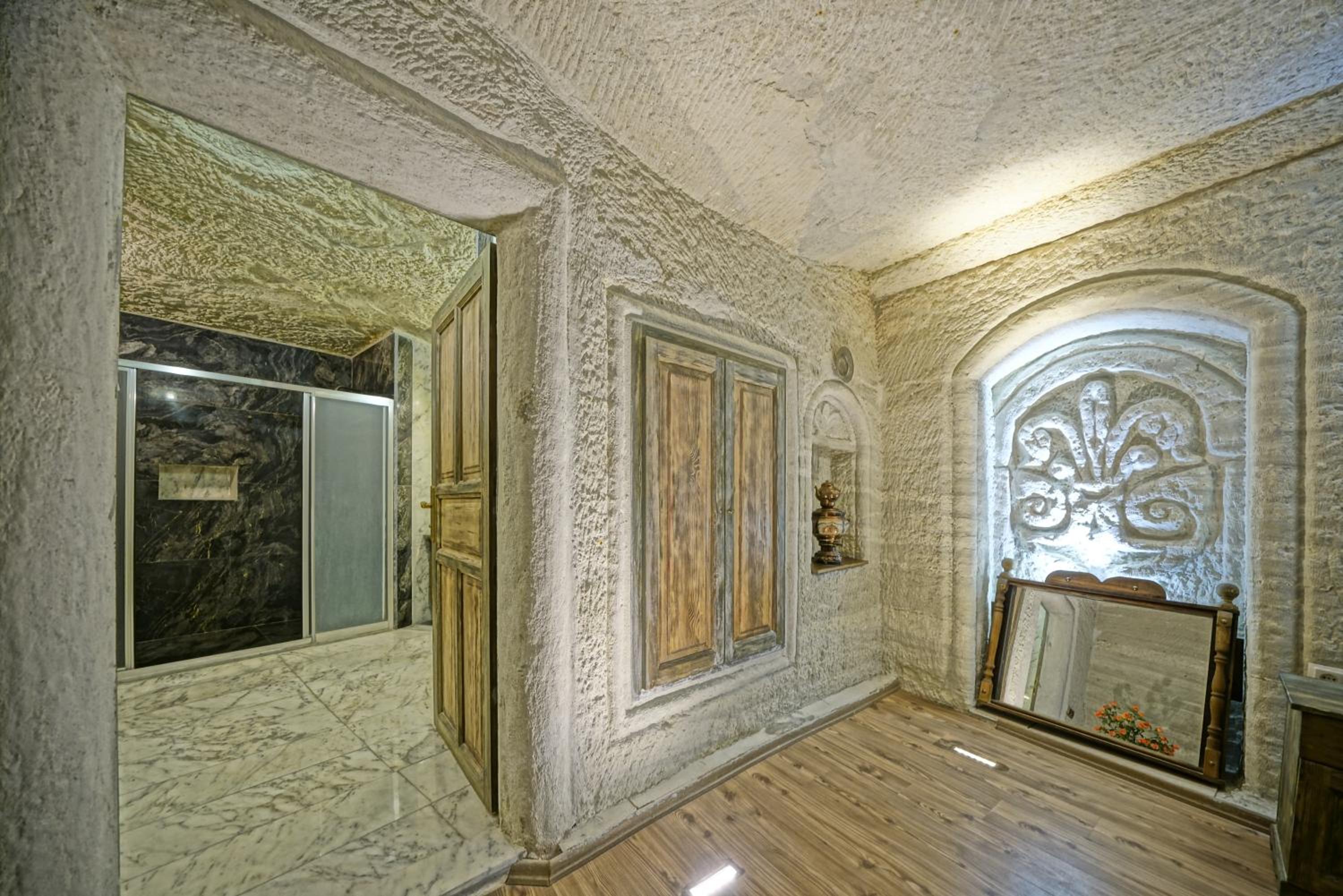 Deluxe Cave Room - Photo 64