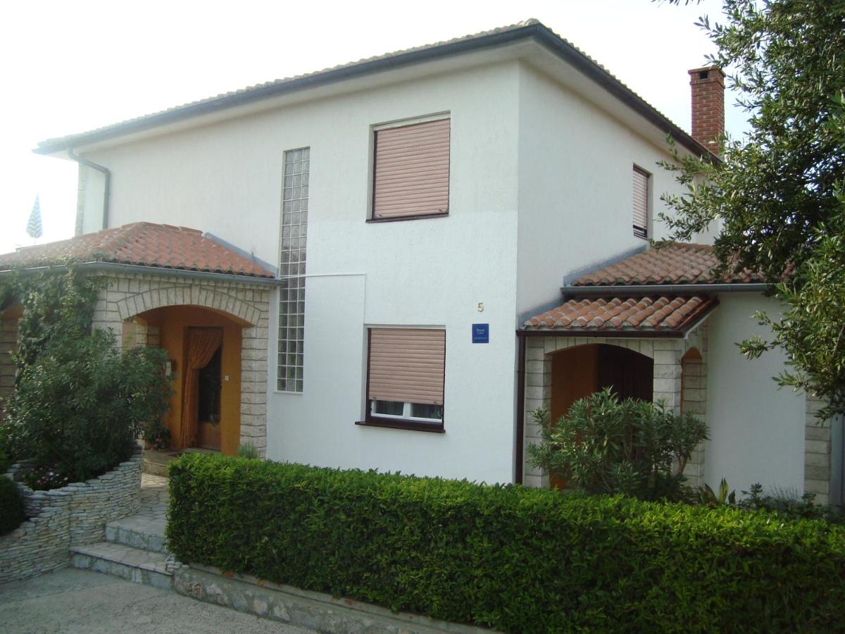 Studio Apartment with Sea View photo 1