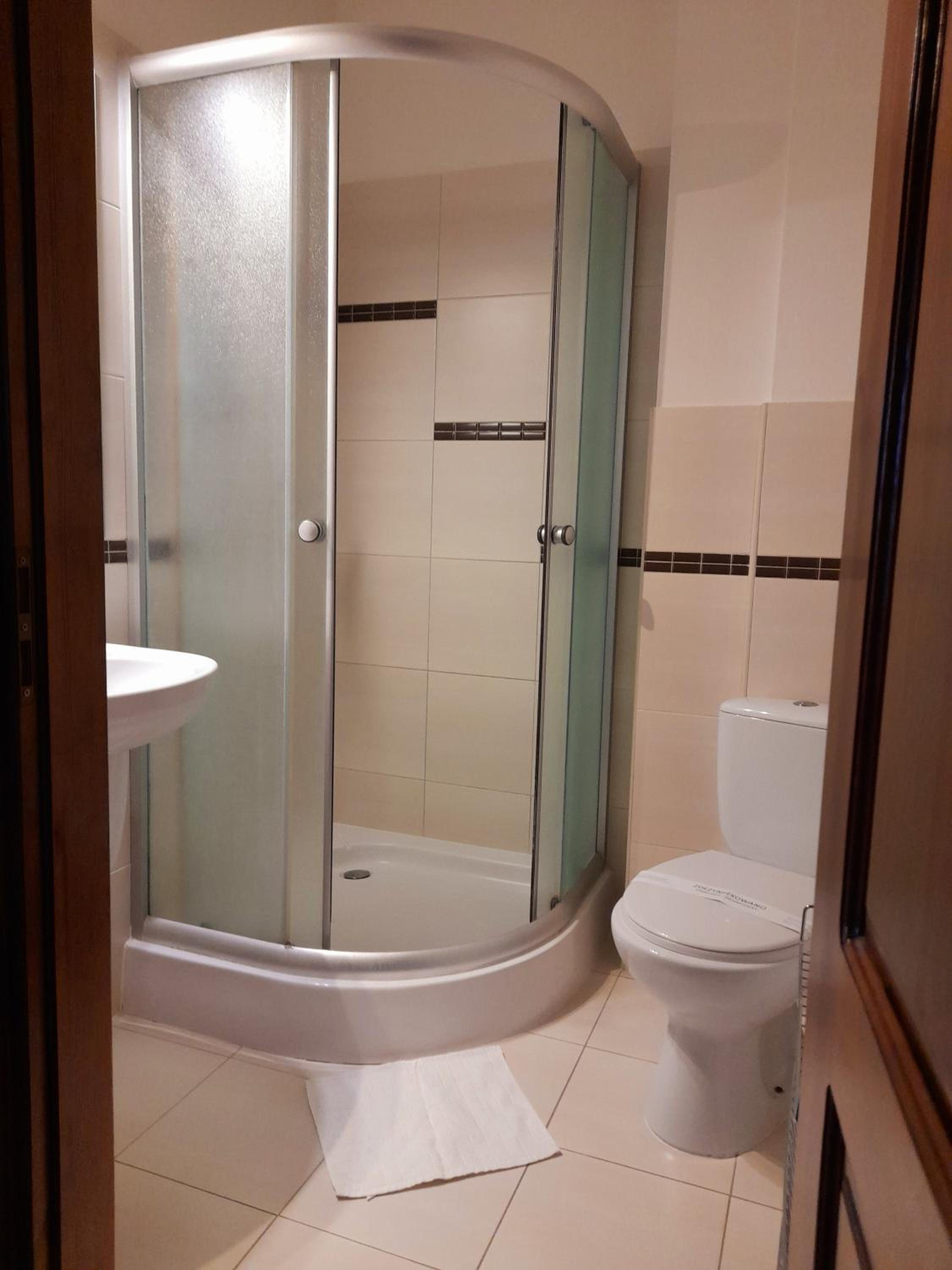 One-Bedroom Apartment - Photo 4