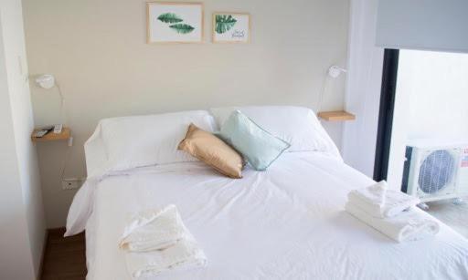 One-Bedroom Apartment photo 3