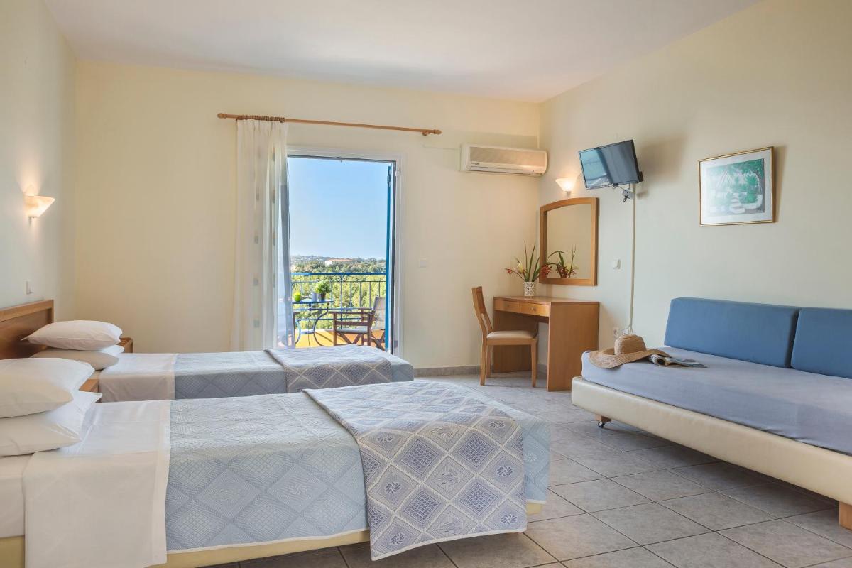 Studio with Sea View