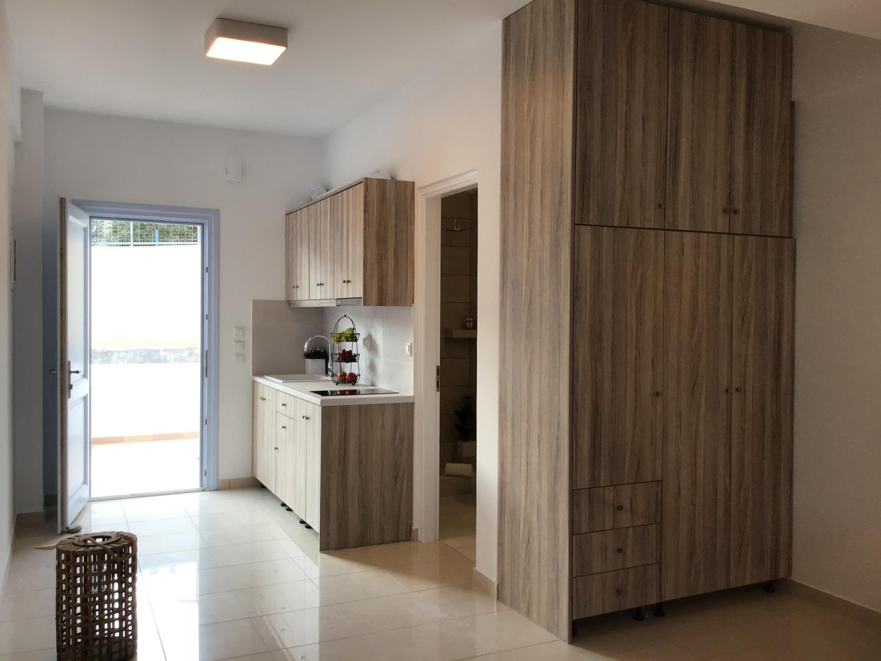 Junior Suite with Balcony - Photo 6