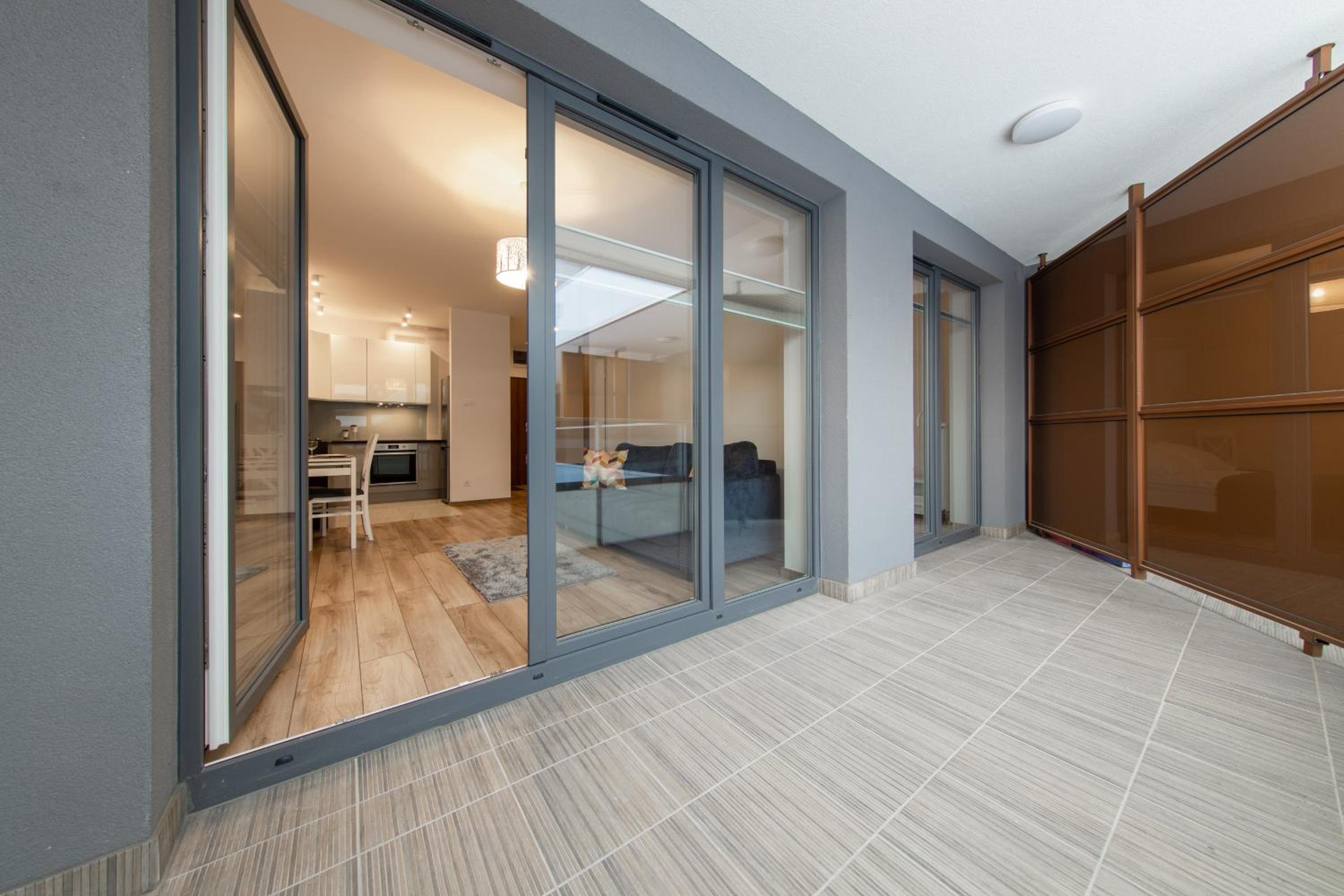 One-Bedroom Apartment - Photo 11