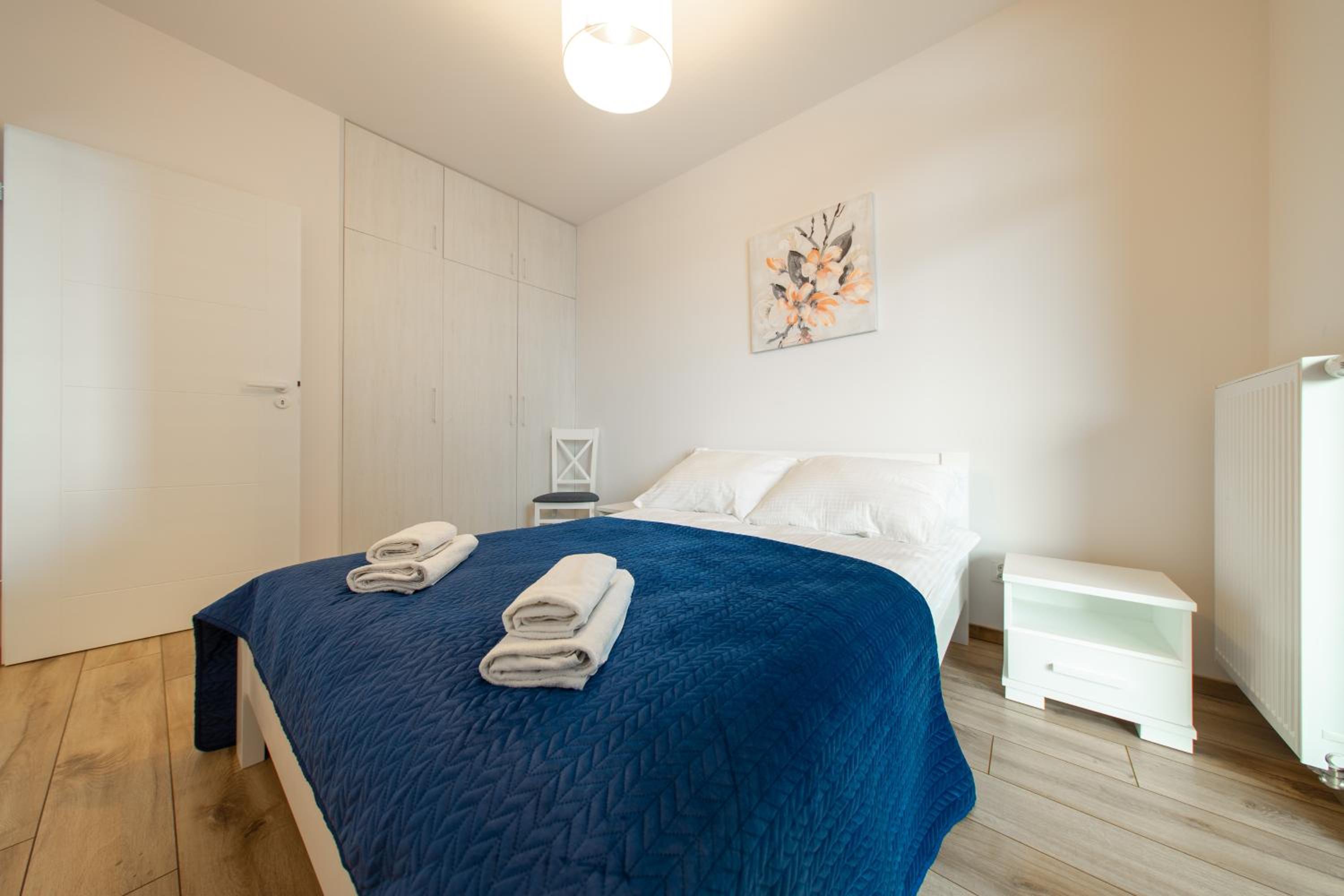 One-Bedroom Apartment - Photo 20