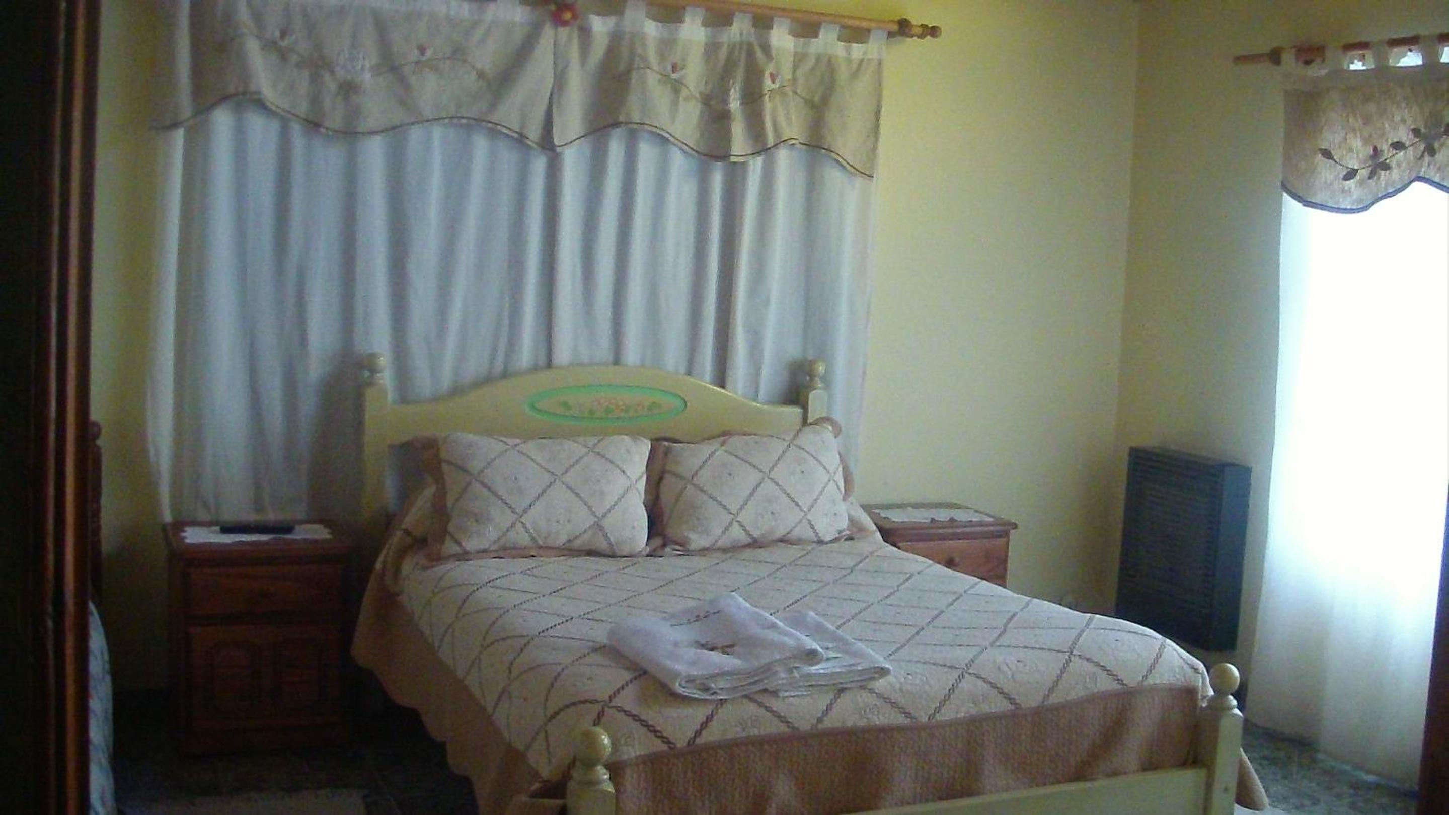 Triple Room With Shared Bathroom photo 3