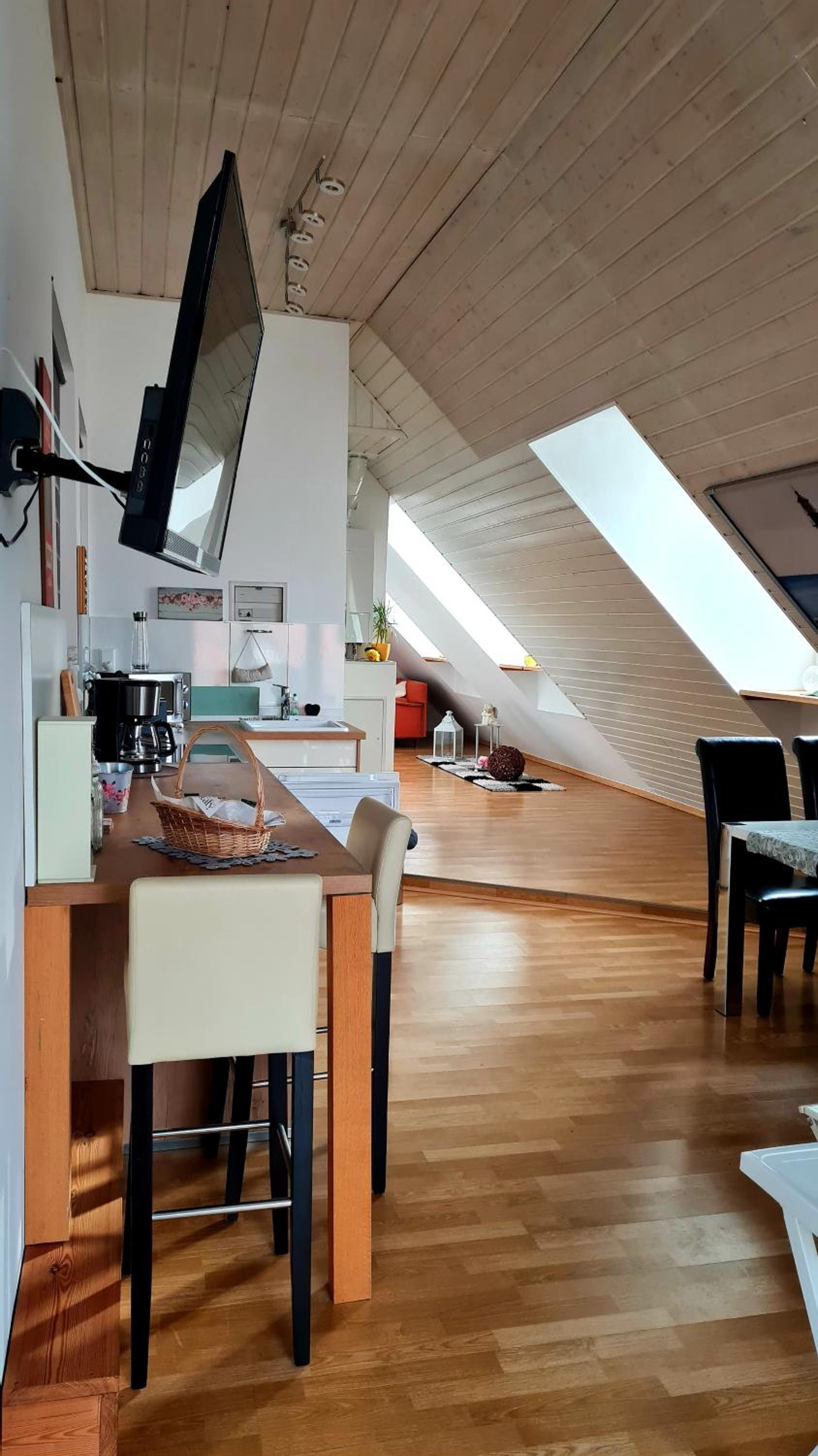 Apartment with Balcony - Photo 1