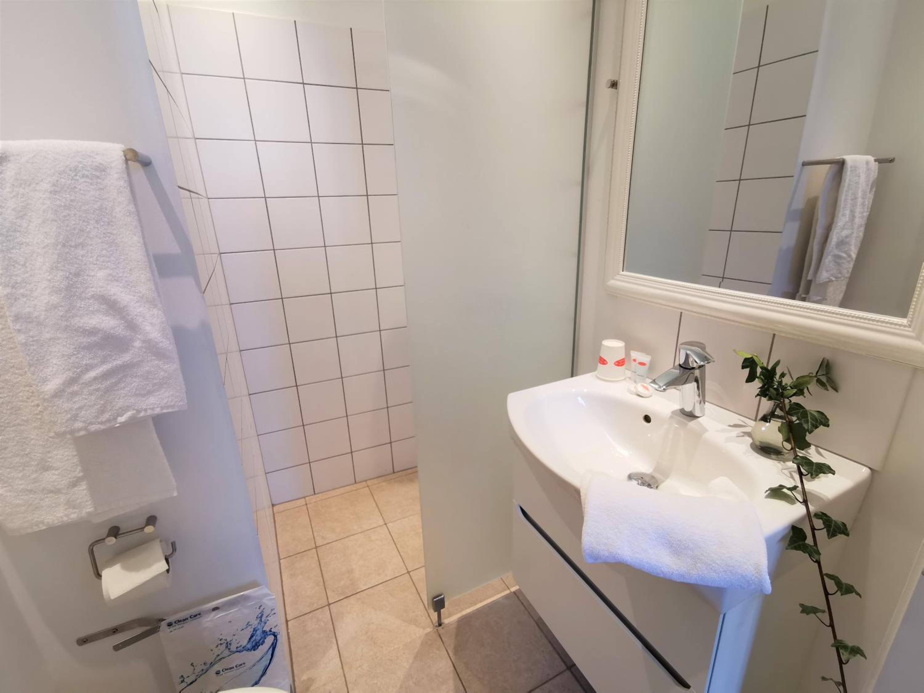 Double Room - Annex - Photo 6