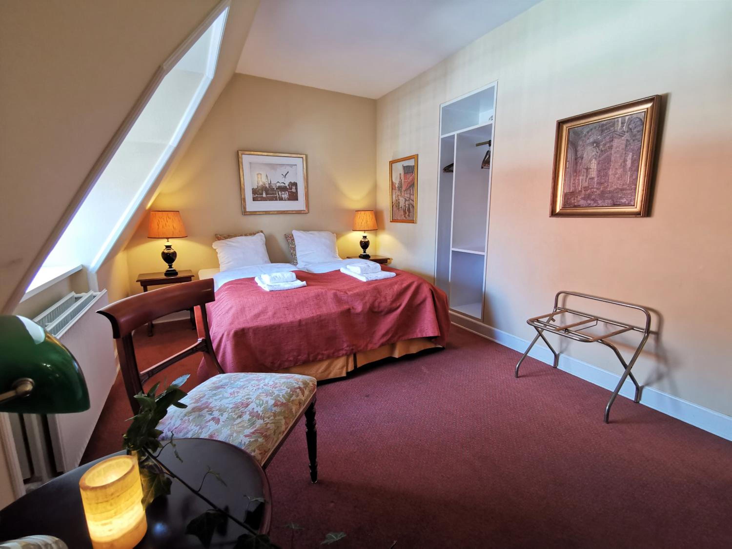 Double or Twin Room with view to pedestrian street of Ribe the  - Photo 2