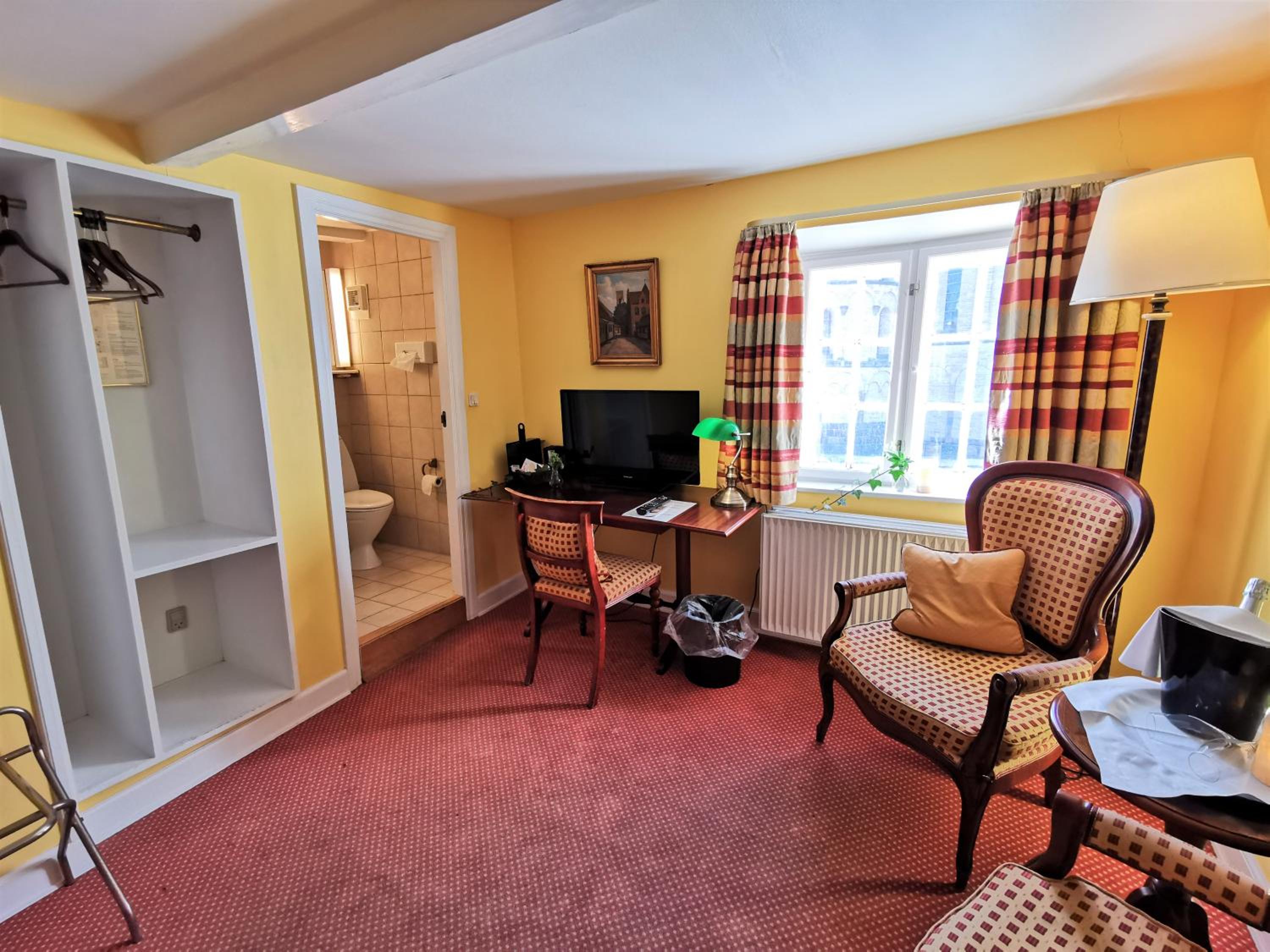 Double or Twin Room with View of the Catedral of Ribe - Photo 7