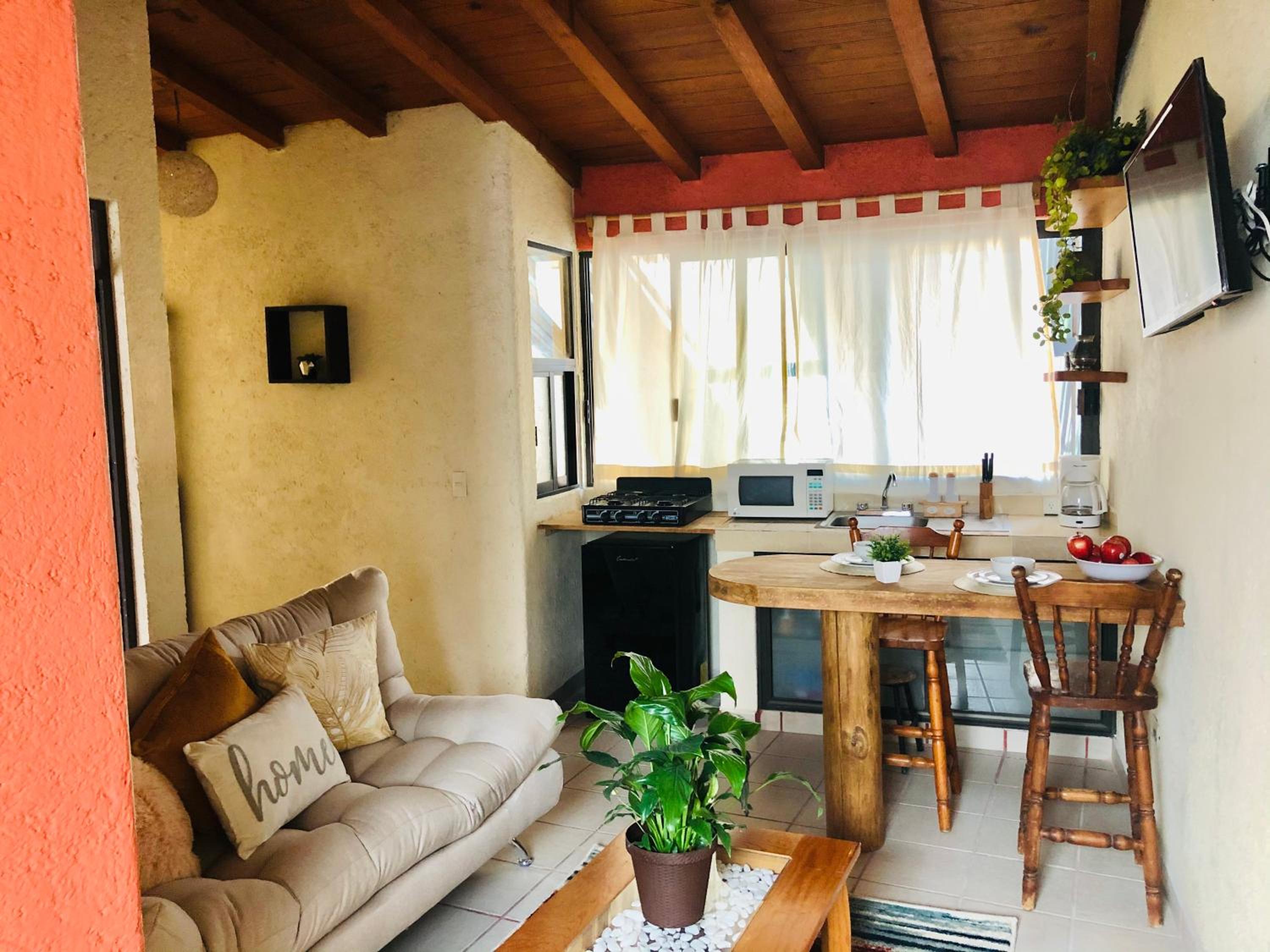 One-Bedroom Apartment - Photo 16