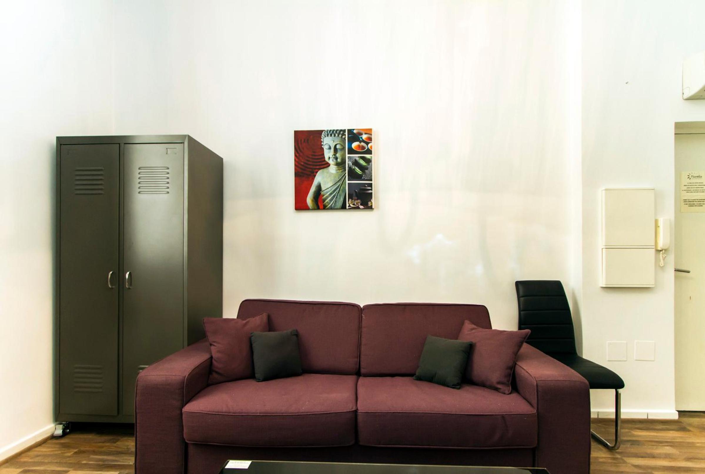 One-Bedroom Apartment (4 Adults) - Photo 17