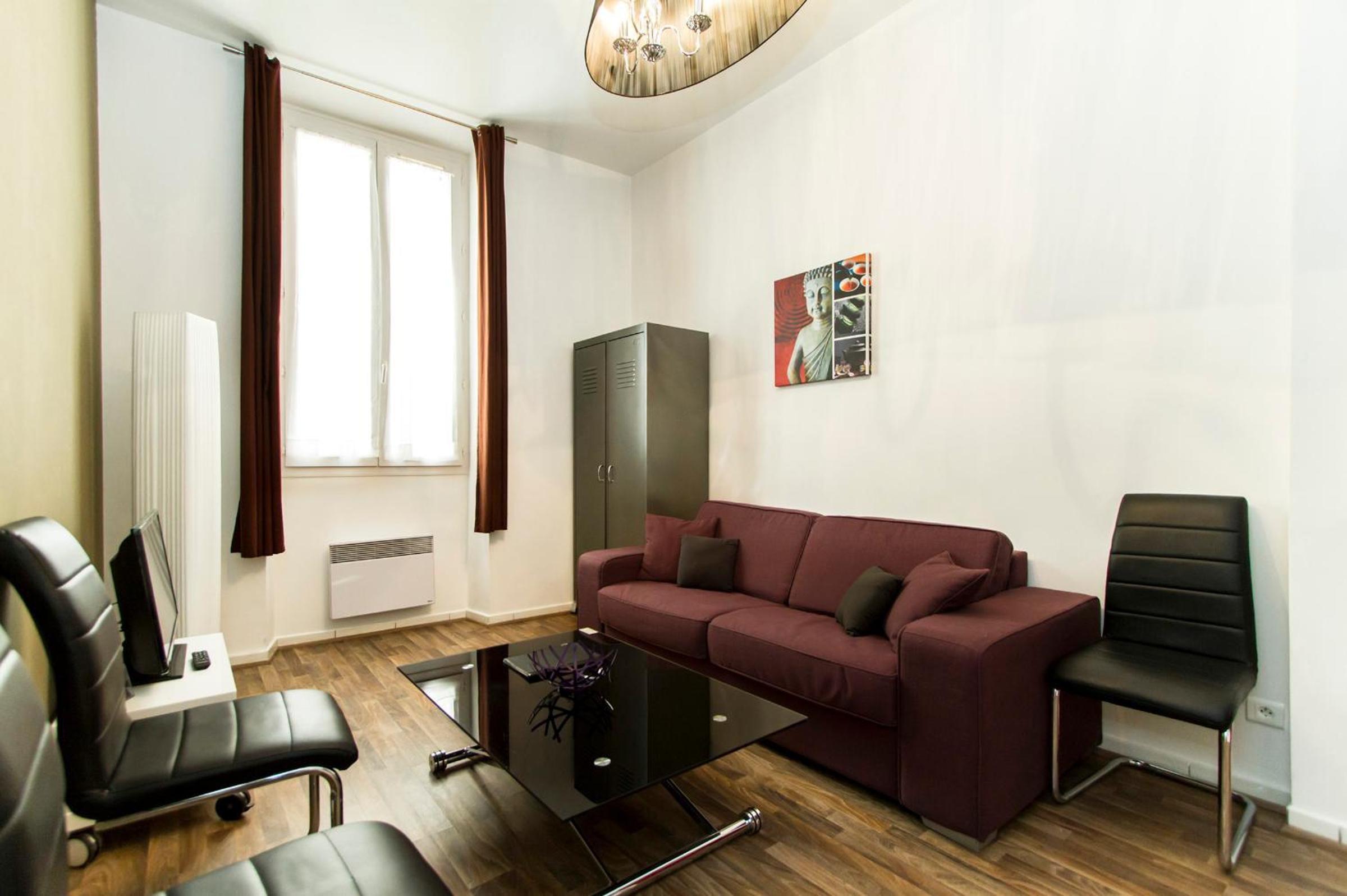 One-Bedroom Apartment (4 Adults) - Photo 1