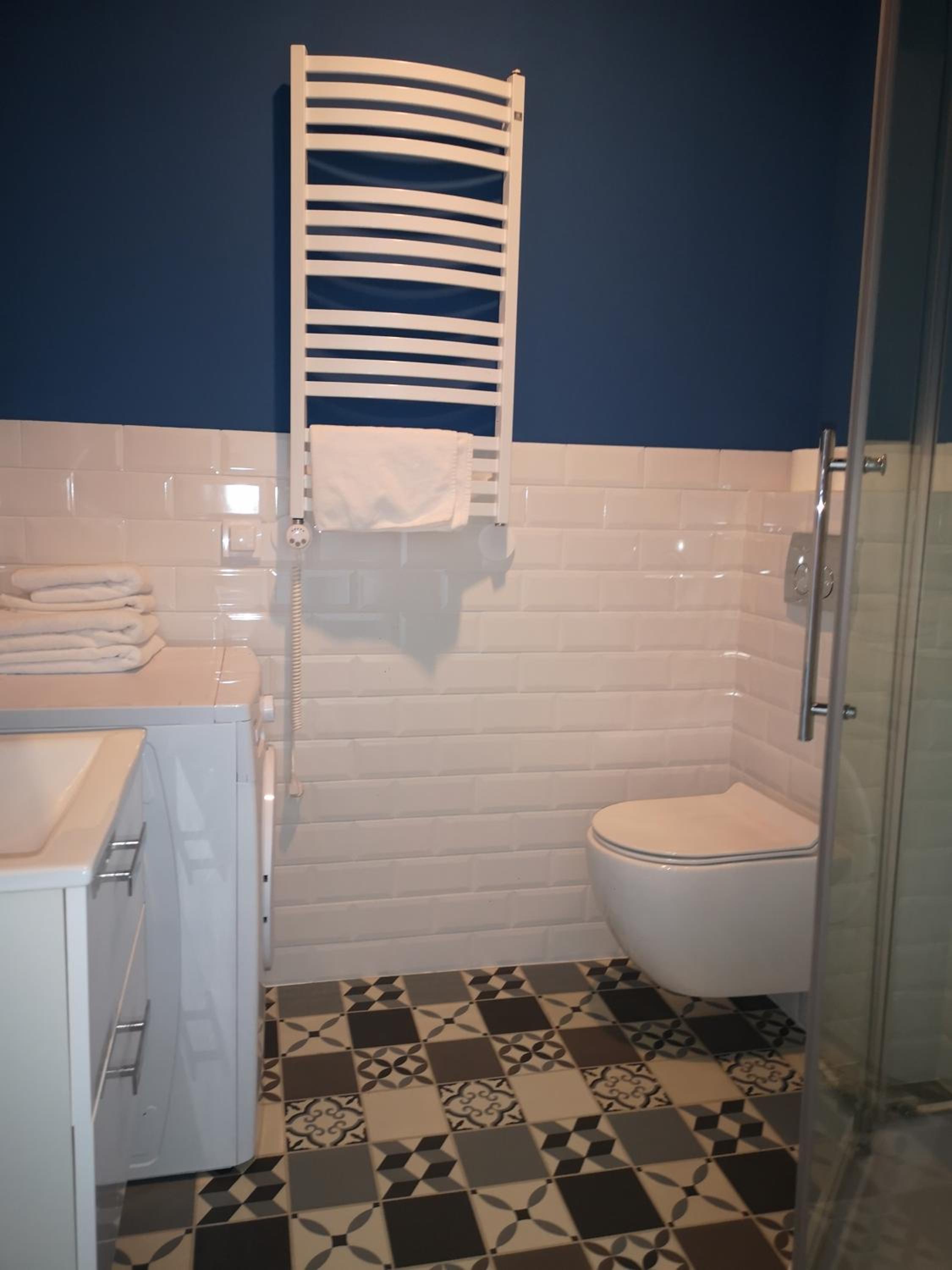 Studio Apartment - Photo 2