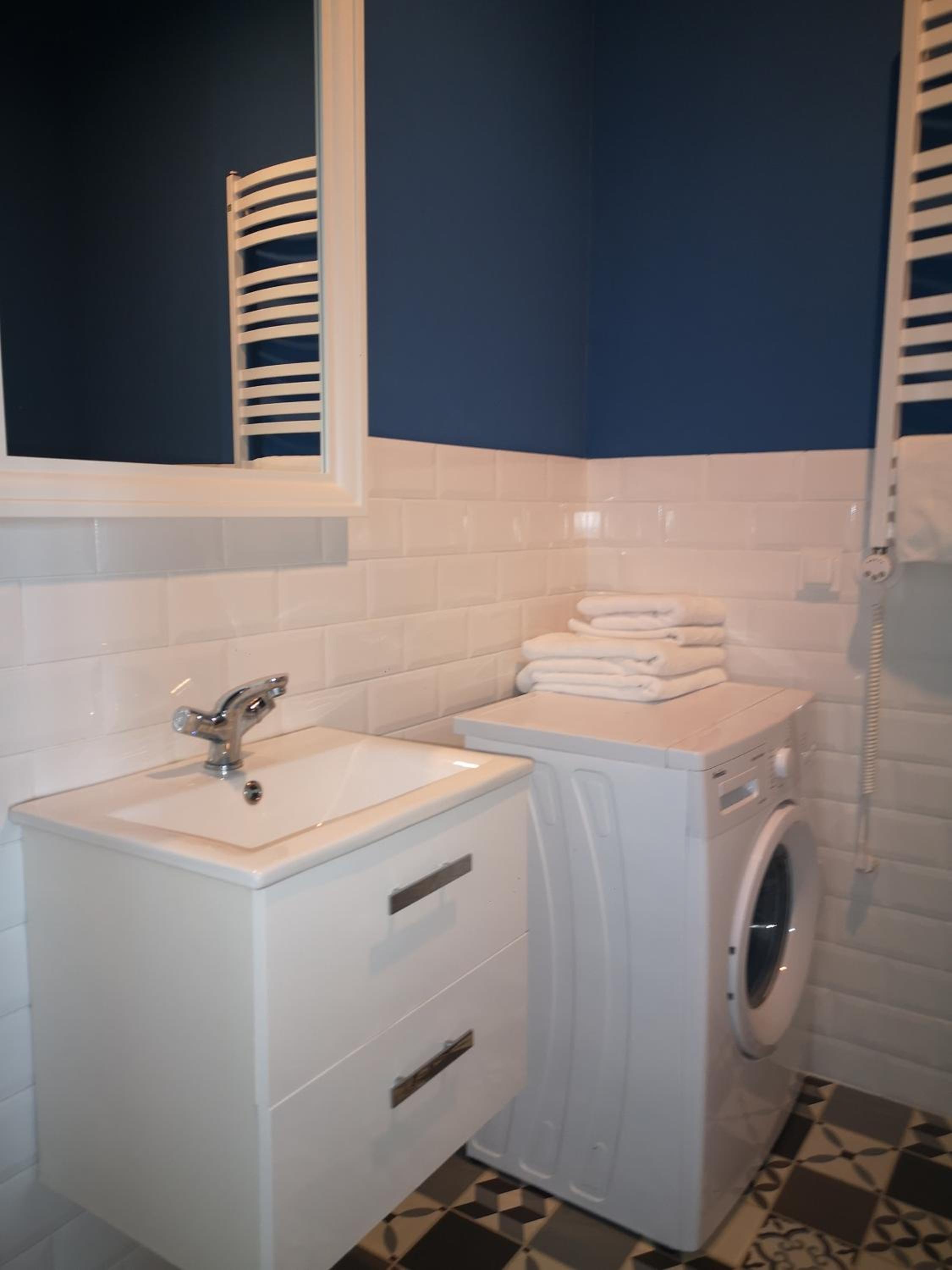 Studio Apartment - Photo 3