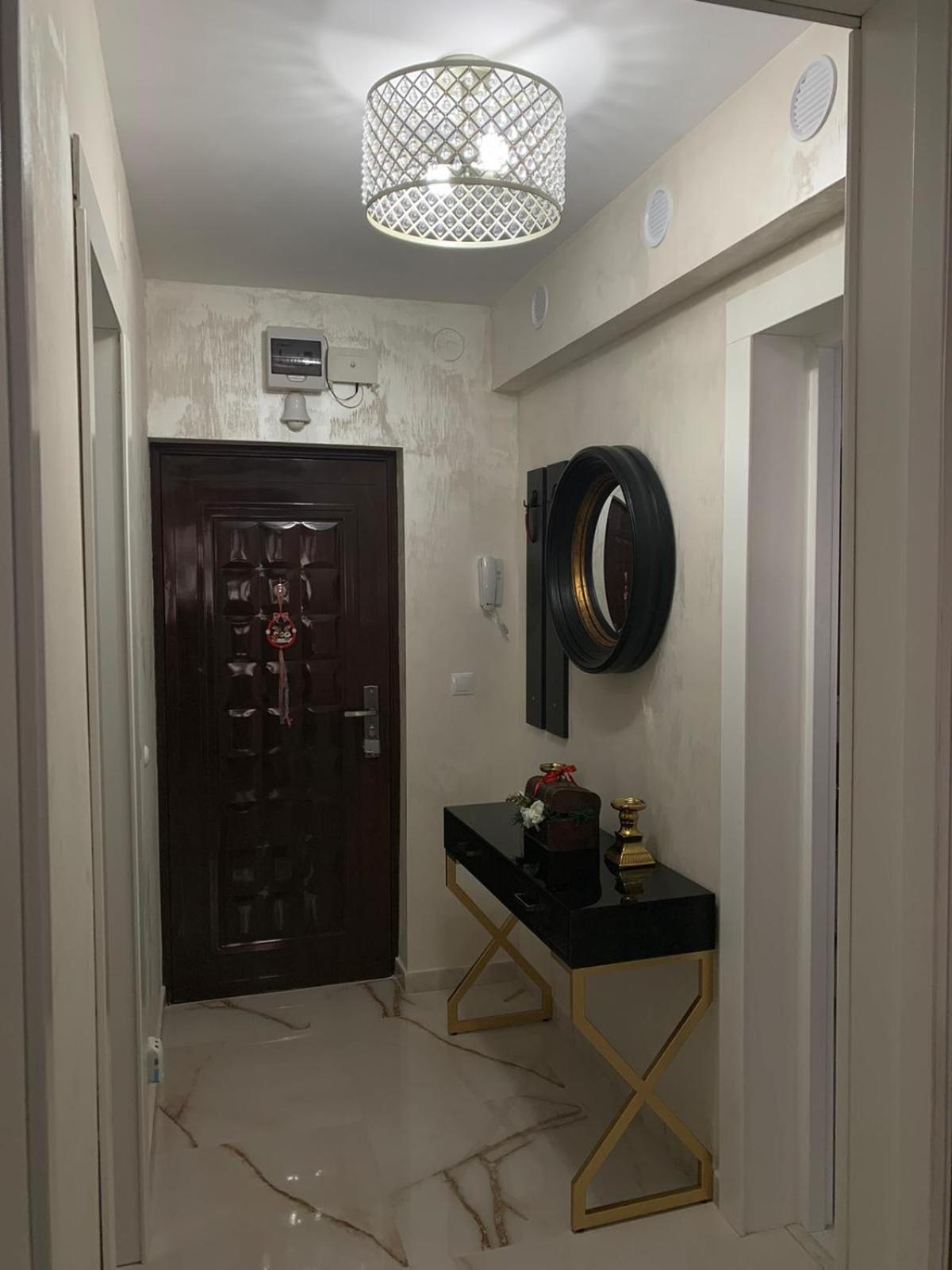 One-Bedroom Apartment - Photo 10