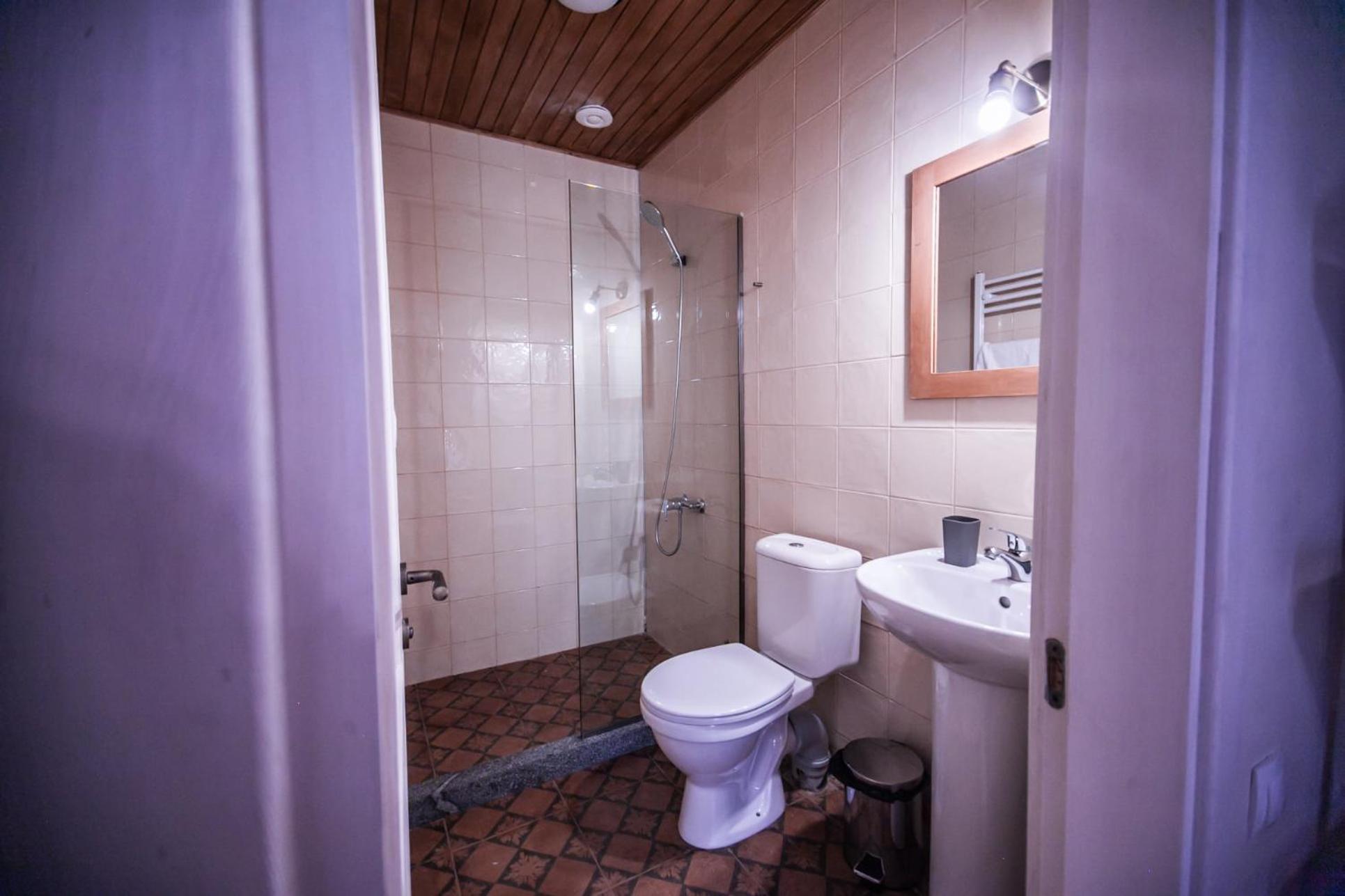 Standard Twin Room with Garden View - Photo 2