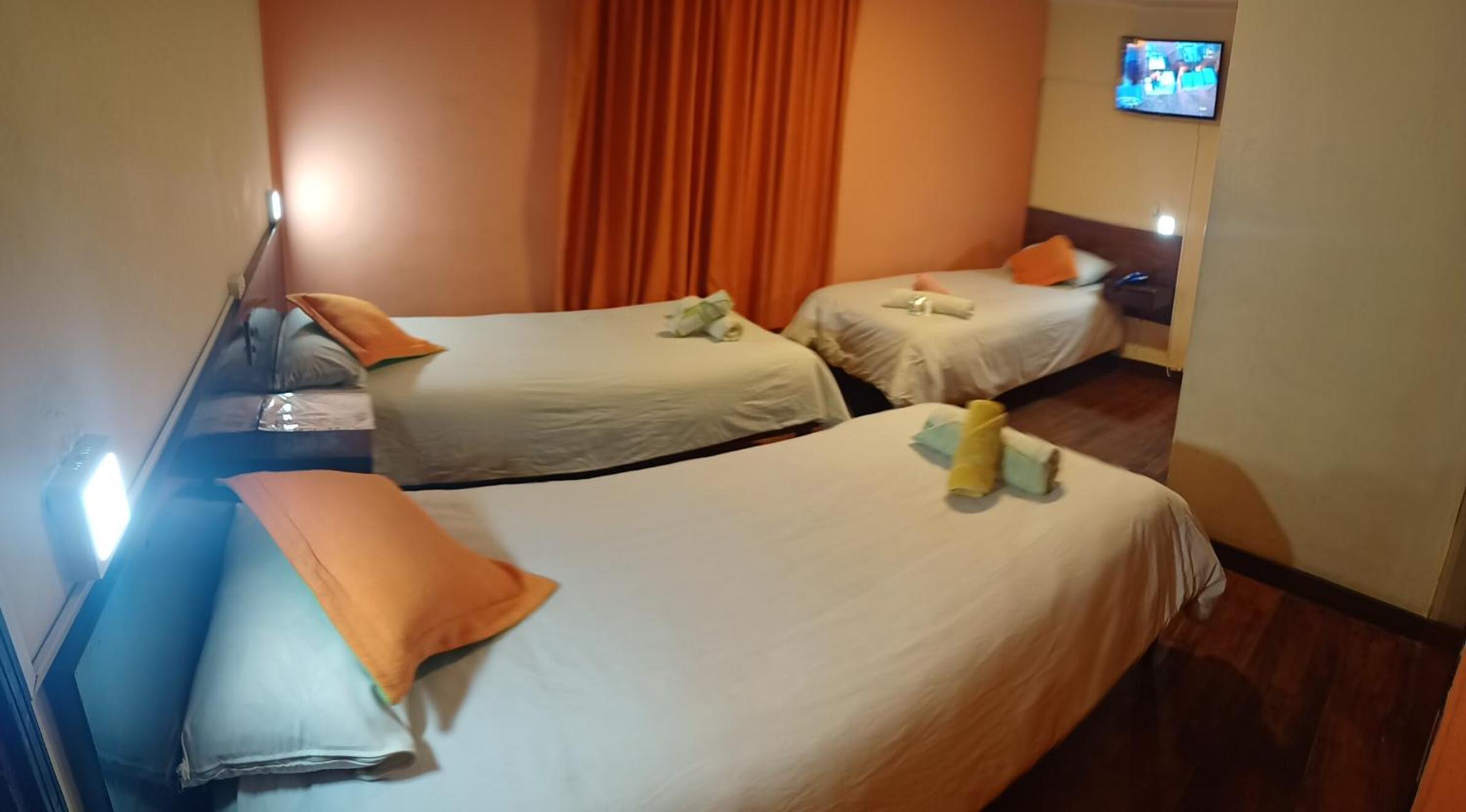 Triple Room with Private Bathroom photo 3