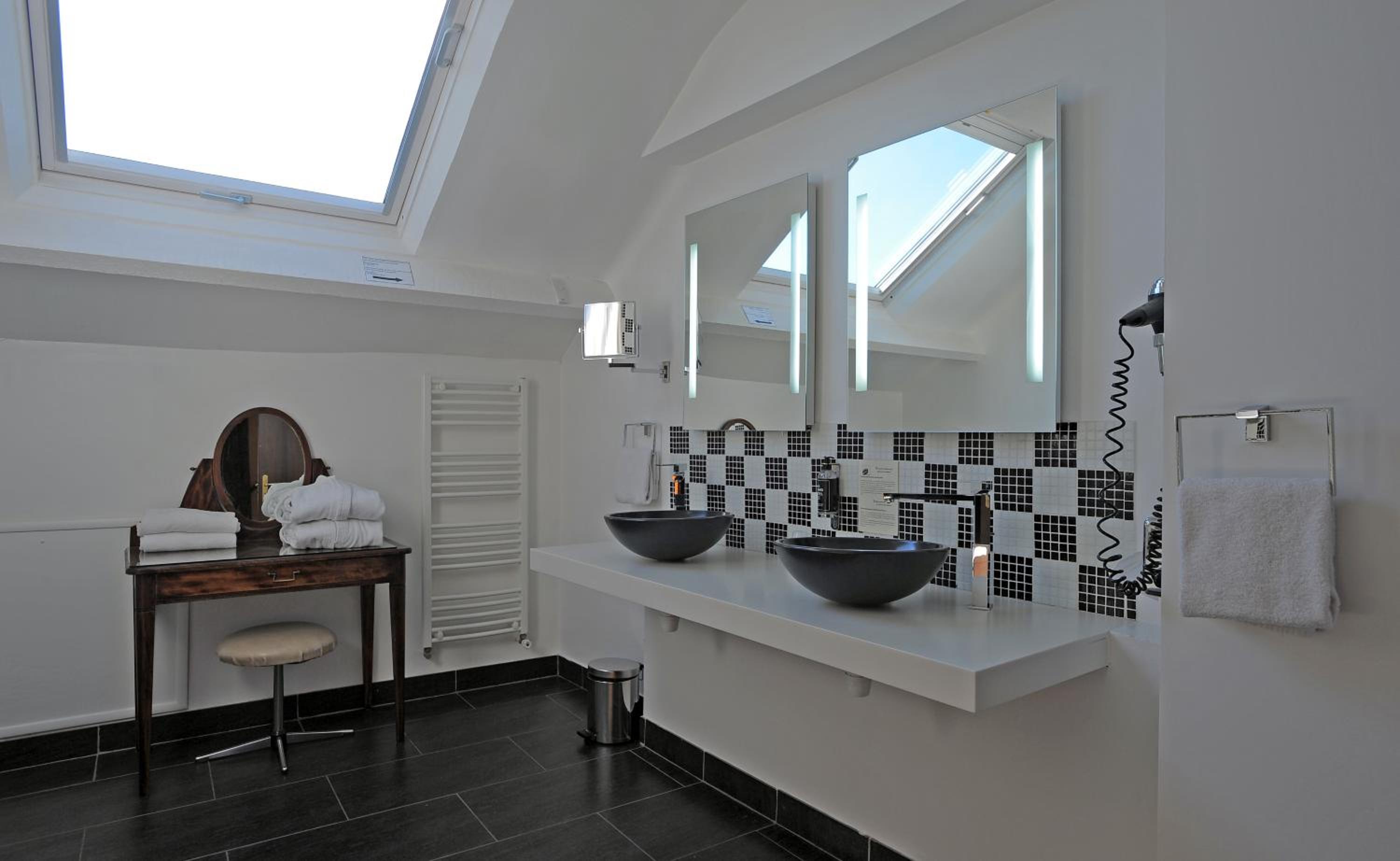 Junior Suite - Photo 13
