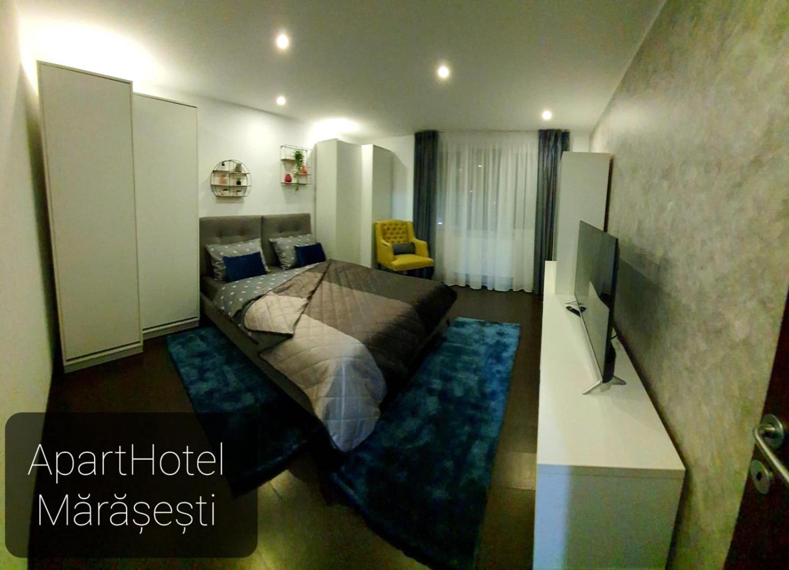 Two-Bedroom Apartment - Photo 2