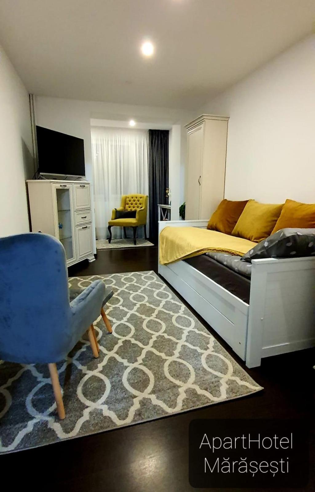 Two-Bedroom Apartment - Photo 3